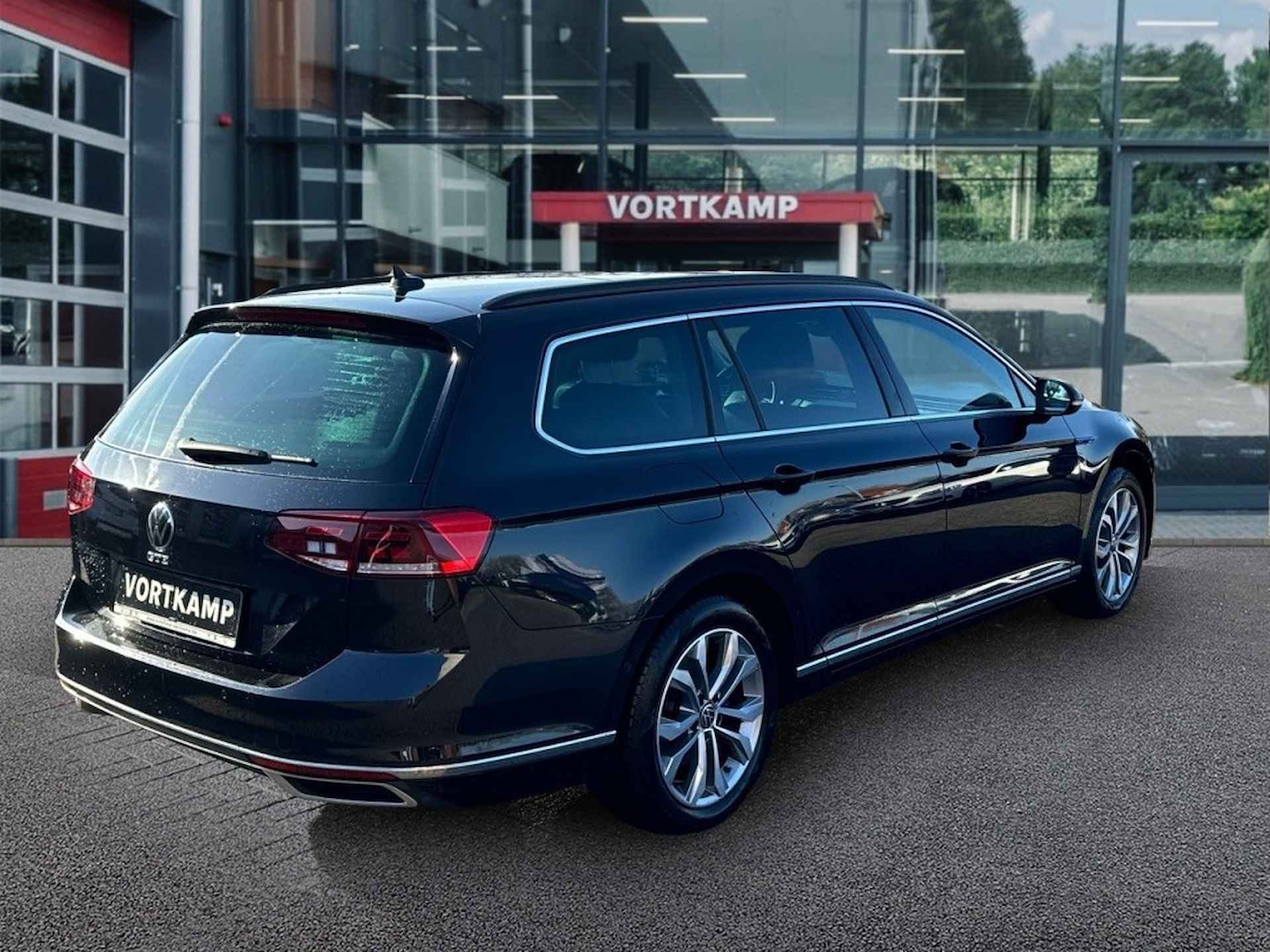 VOLKSWAGEN Passat Variant 1.4 TSI DSG GTE PANO-DAK/TREKHAAK/CAMERA/LEDER/NAVI/CARPLAY/ACC - 5/27