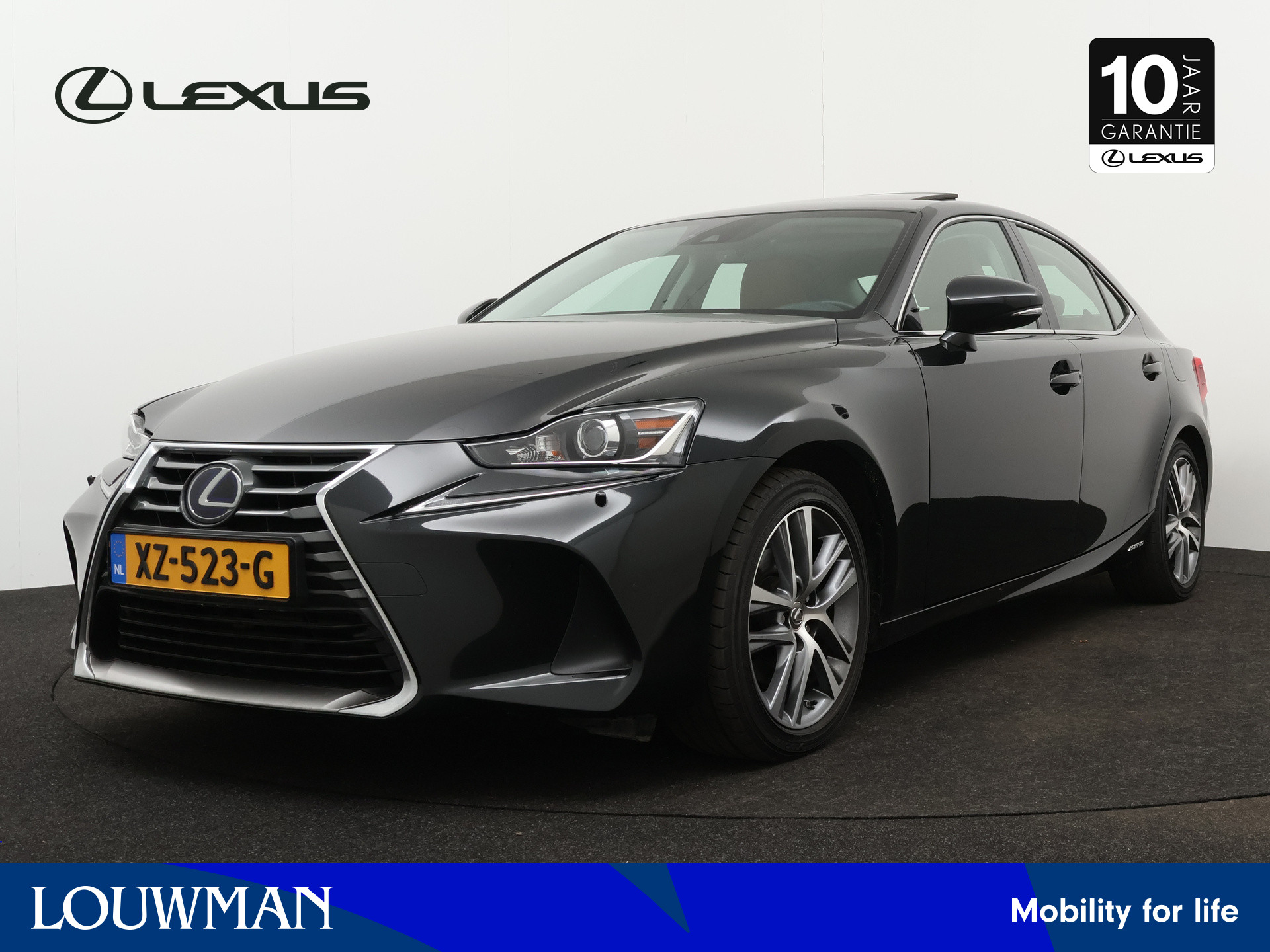 Lexus IS 300h Hybrid Edition 30 | Schuif-/Kanteldak | Navigatie | Leder | Winter Pack |