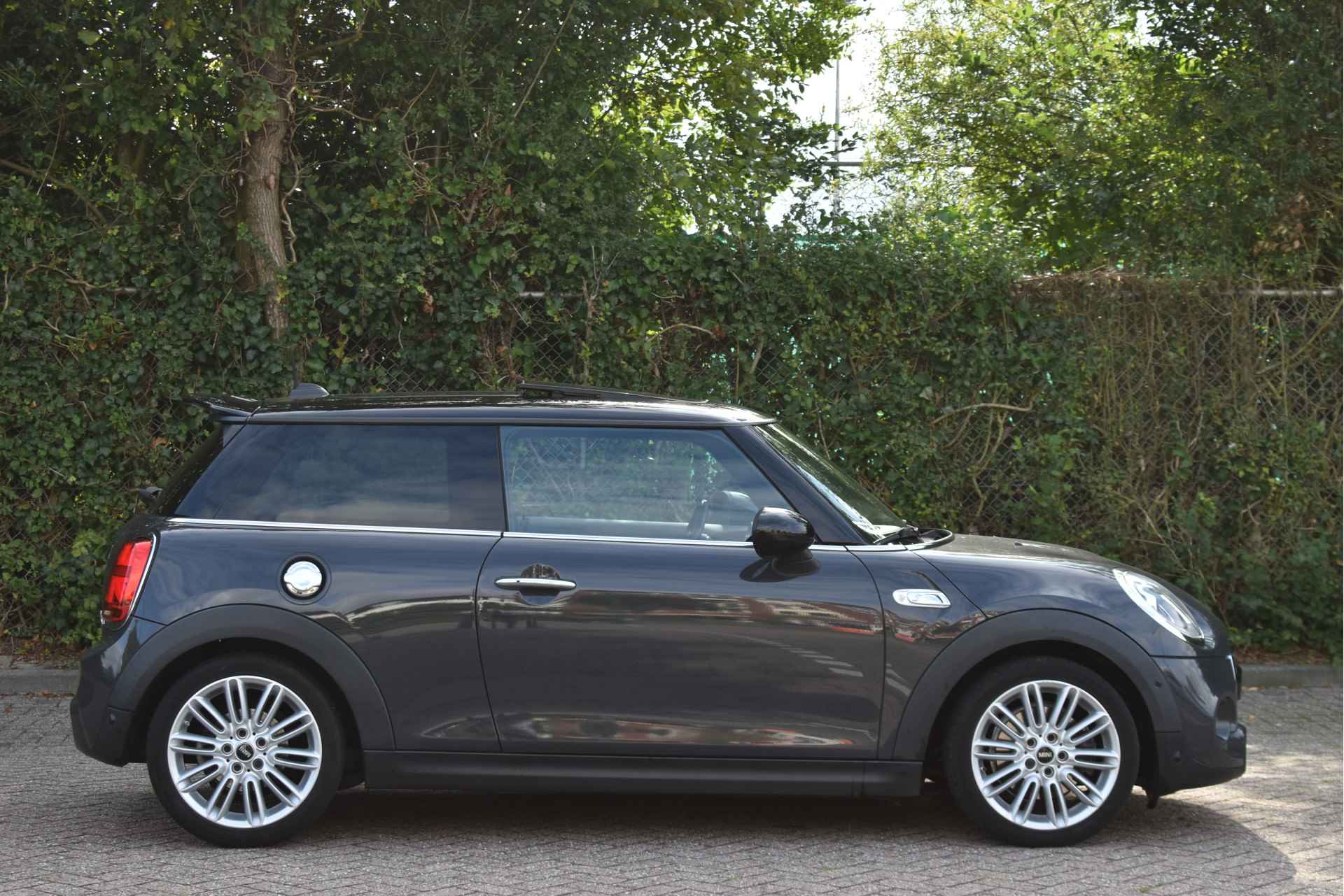 MINI 2.0 Cooper S 192 pk | NL-Auto | Open dak | Keyless | Headup | Leder | Stoelverw | PDC | Xenon/LED - 24/70