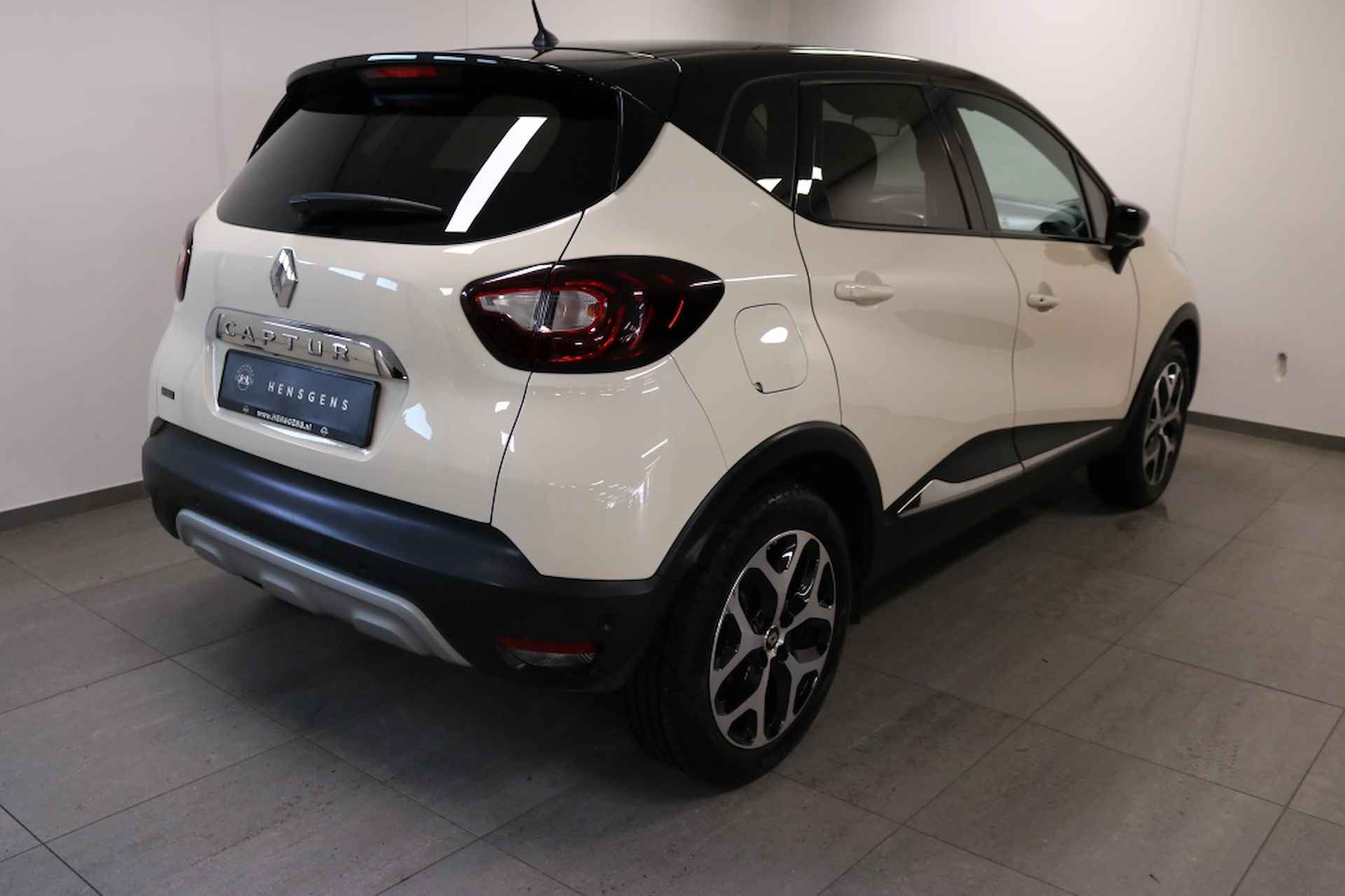 Renault Captur 0.9 TCe Bose - 4/32