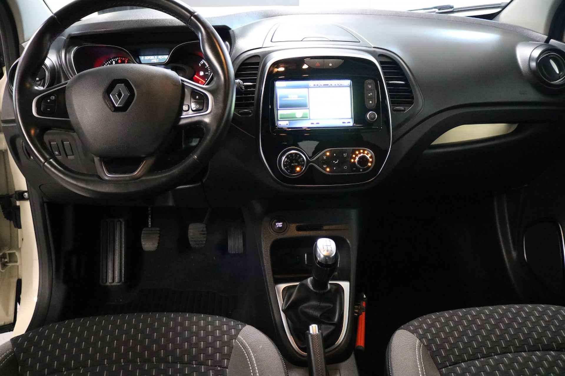 Renault Captur 0.9 TCe Bose - 11/32