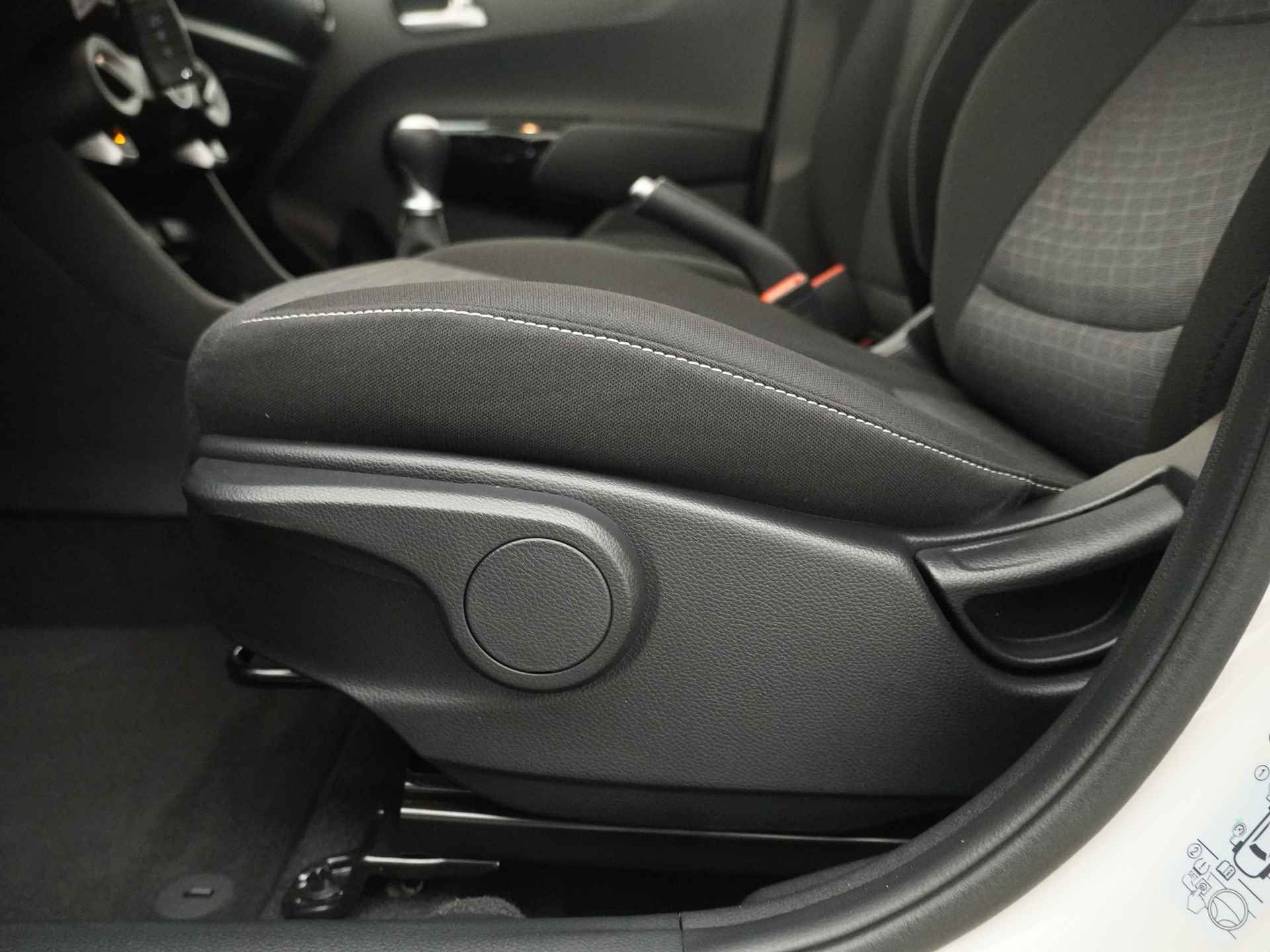 Kia Picanto 1.0 DPi DynamicLine - Cruise Control - Airco - Achteruitrijcamera - Apple CarPlay/Android Auto - Fabrieksgarantie tot 2031 - Meerdere kleuren uit voorraad leverbaar! - 18/40