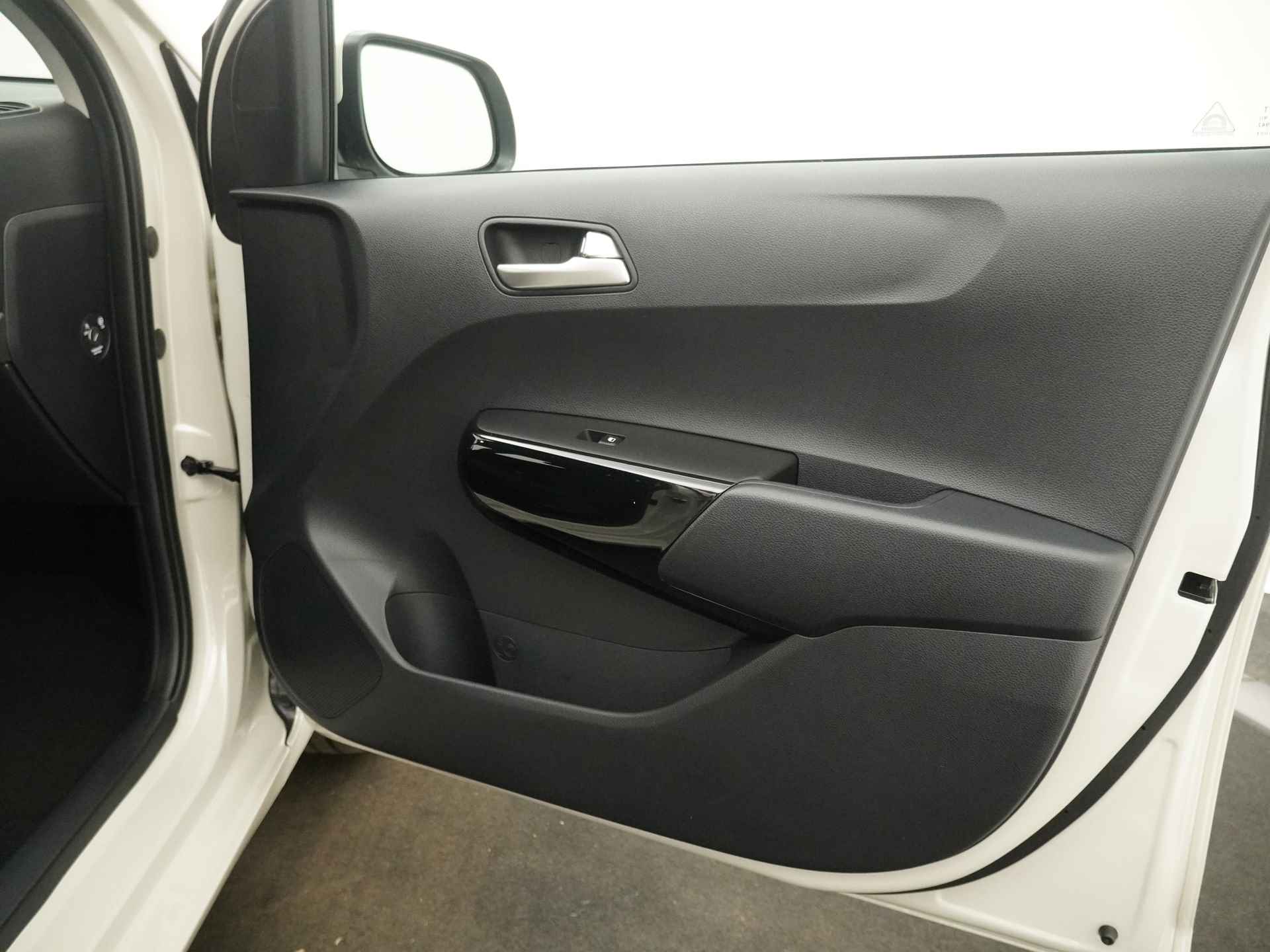 Kia Picanto 1.0 DPi DynamicLine - Cruise Control - Airco - Achteruitrijcamera - Apple CarPlay/Android Auto - Fabrieksgarantie tot 2031 - Meerdere kleuren uit voorraad leverbaar! - 37/40