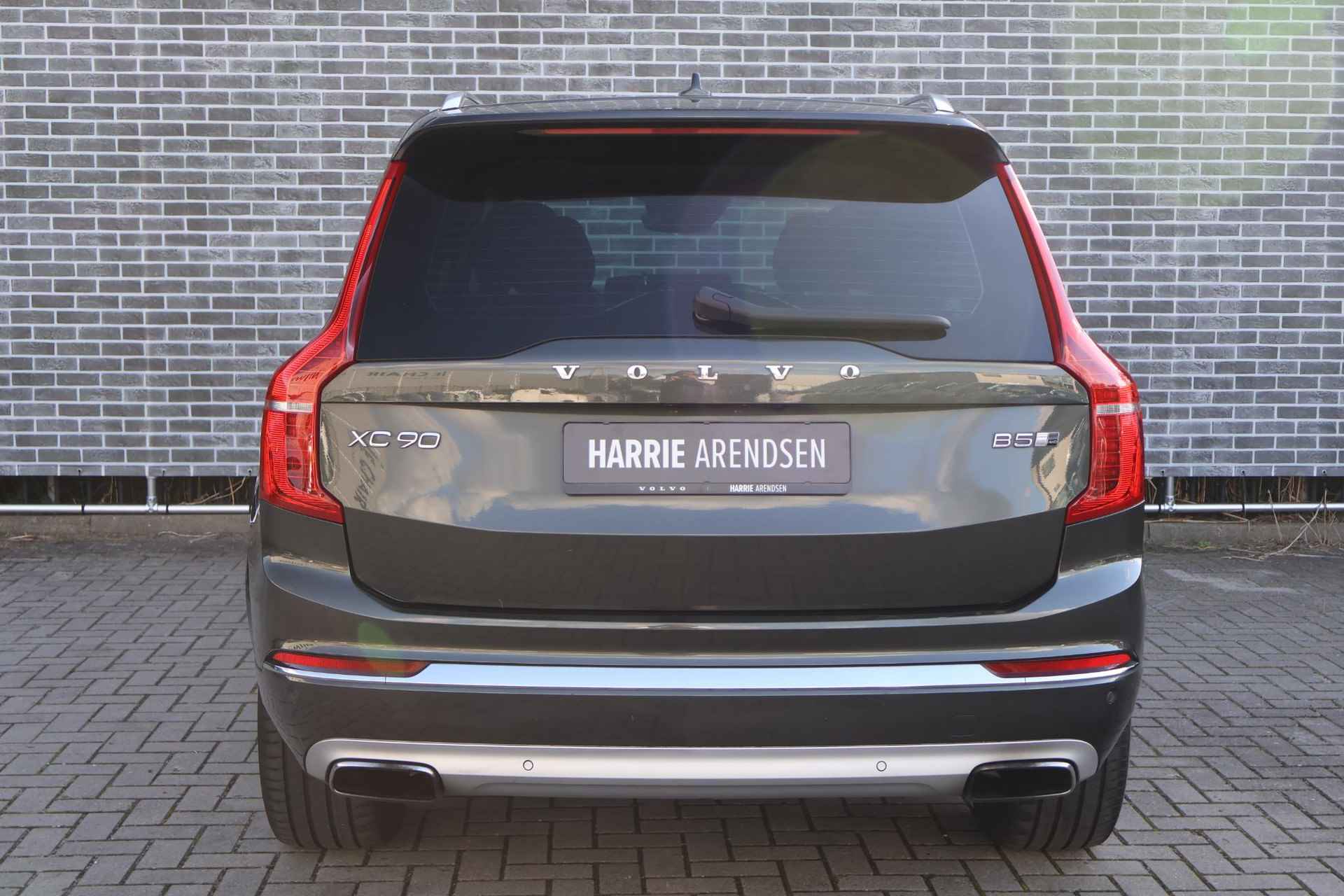 Volvo XC90 2.0 B5 Diesel AWD Inscription Trekhaak | Luchtvering | Rondom zicht Camera | Schuif-/ Kanteldak | Full Led Koplampen | Lederen bekleed dashboard | Stoel Ventilatie | Stoel massage | verwarmd stuurwiel - 6/33