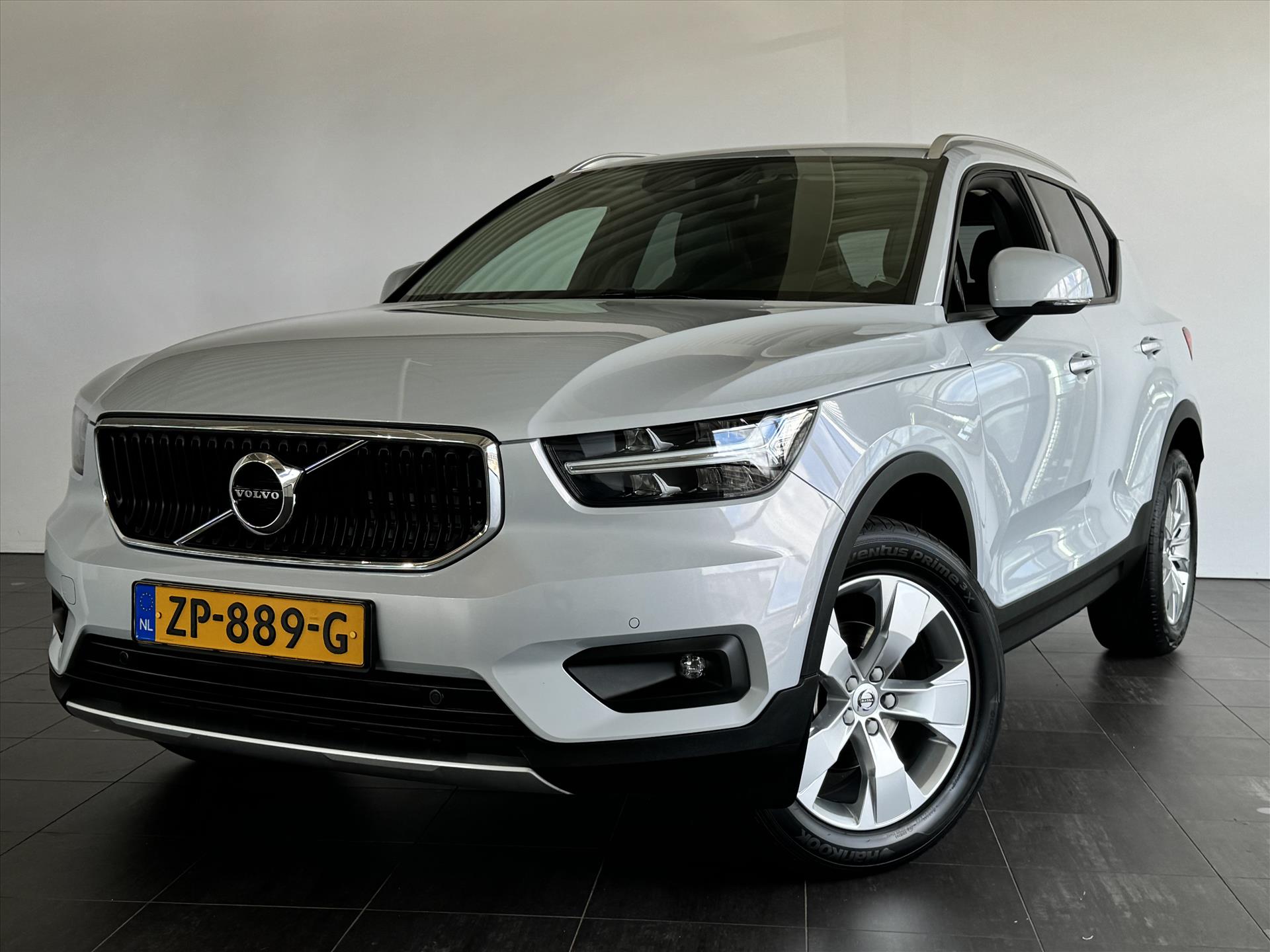 Volvo Xc40 T3 163pk Geartronic Momentum Pro