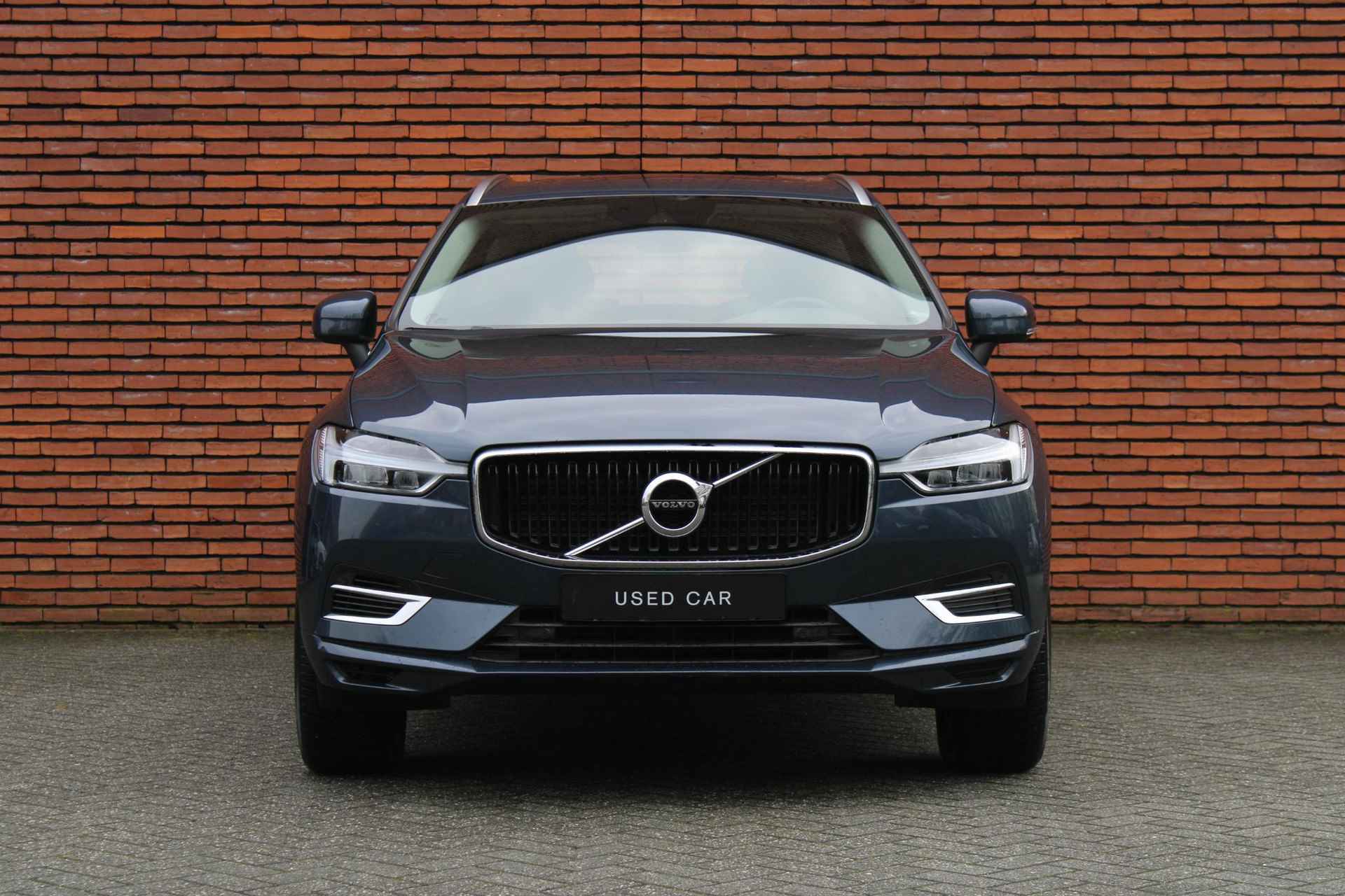 Volvo XC60 T8 AUT8 304PK Twin Engine AWD Momentum Pro | Cruise Control| semi-elektrische trekhaak| 18'' Lichtmetalen Velgen| Park Assist Voor & Achter + Camera| Elektrisch bedienbare achterklep| - 16/21