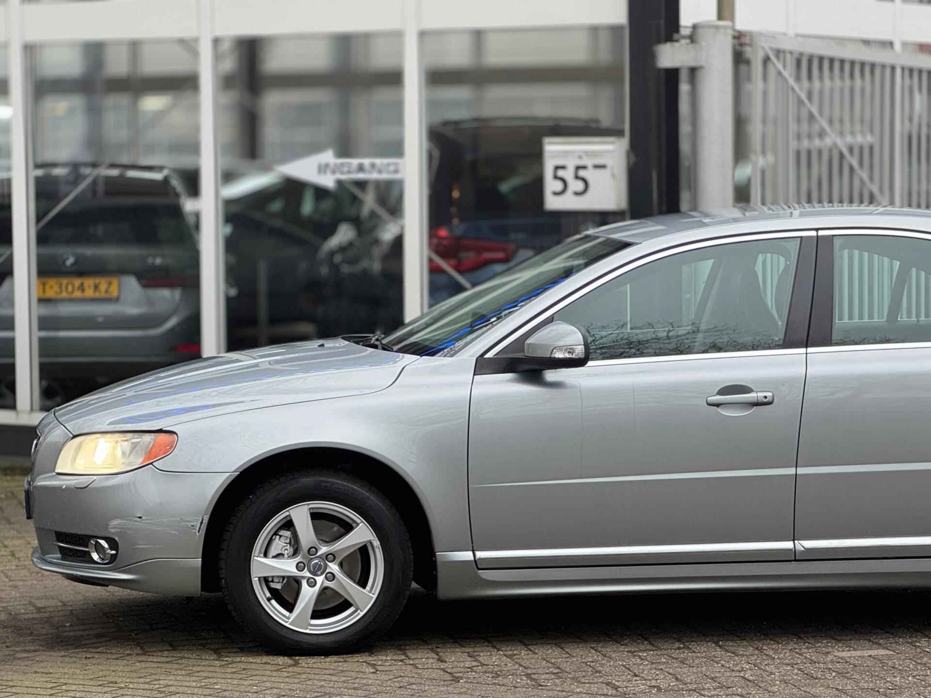 Volvo S80 2.4 D5 Executive Aut Stoel vw Leder Navi Trekhaak Alle boekjes Cruise Export mogelijk - 33/56