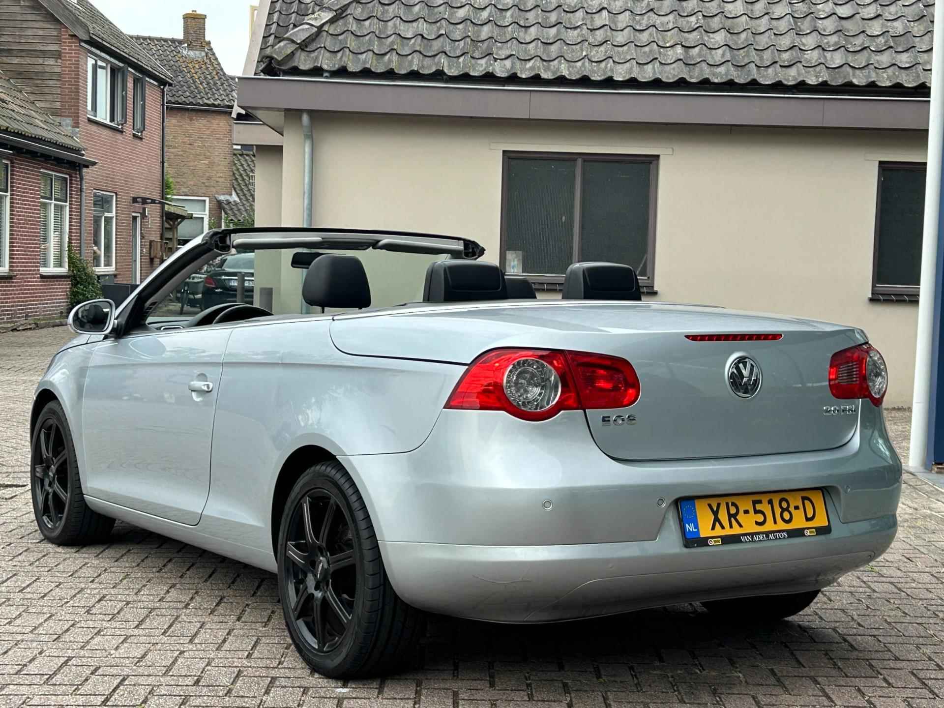 Volkswagen Eos 2.0-16v FSI El.Schuif-Panorama Navi Bluetooth Leder Clima Park.Sens Stoelverw. 17" LM-Velgen - 5/29