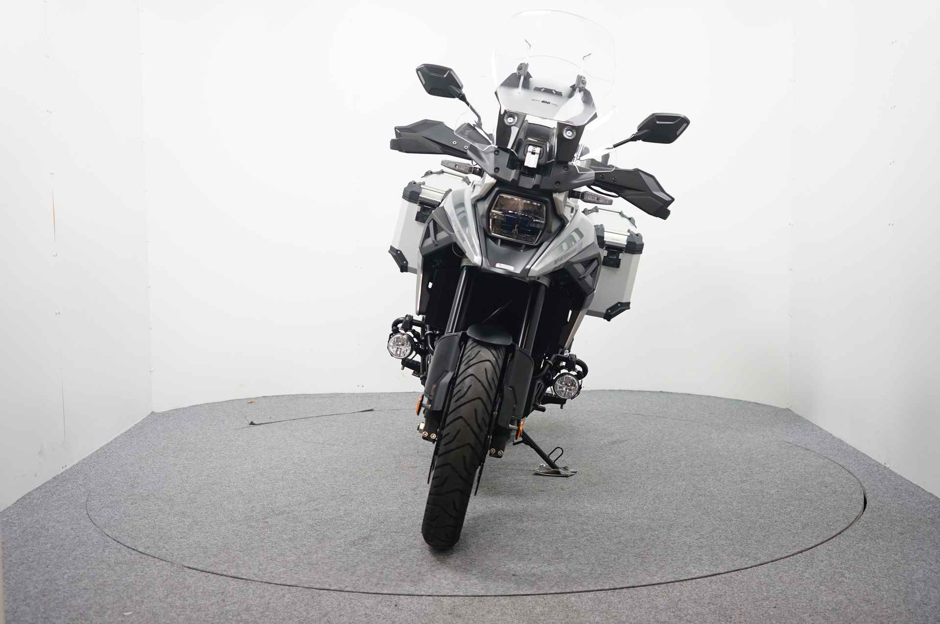 Suzuki DL 1050 XTA V-STROM - 3/20