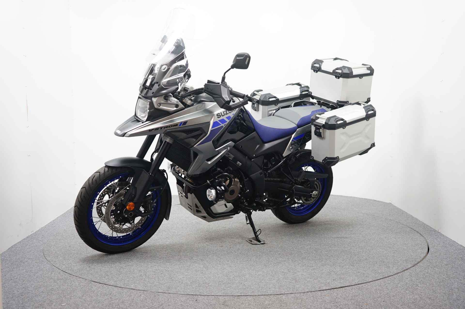 Suzuki DL 1050 XTA V-STROM - 4/20