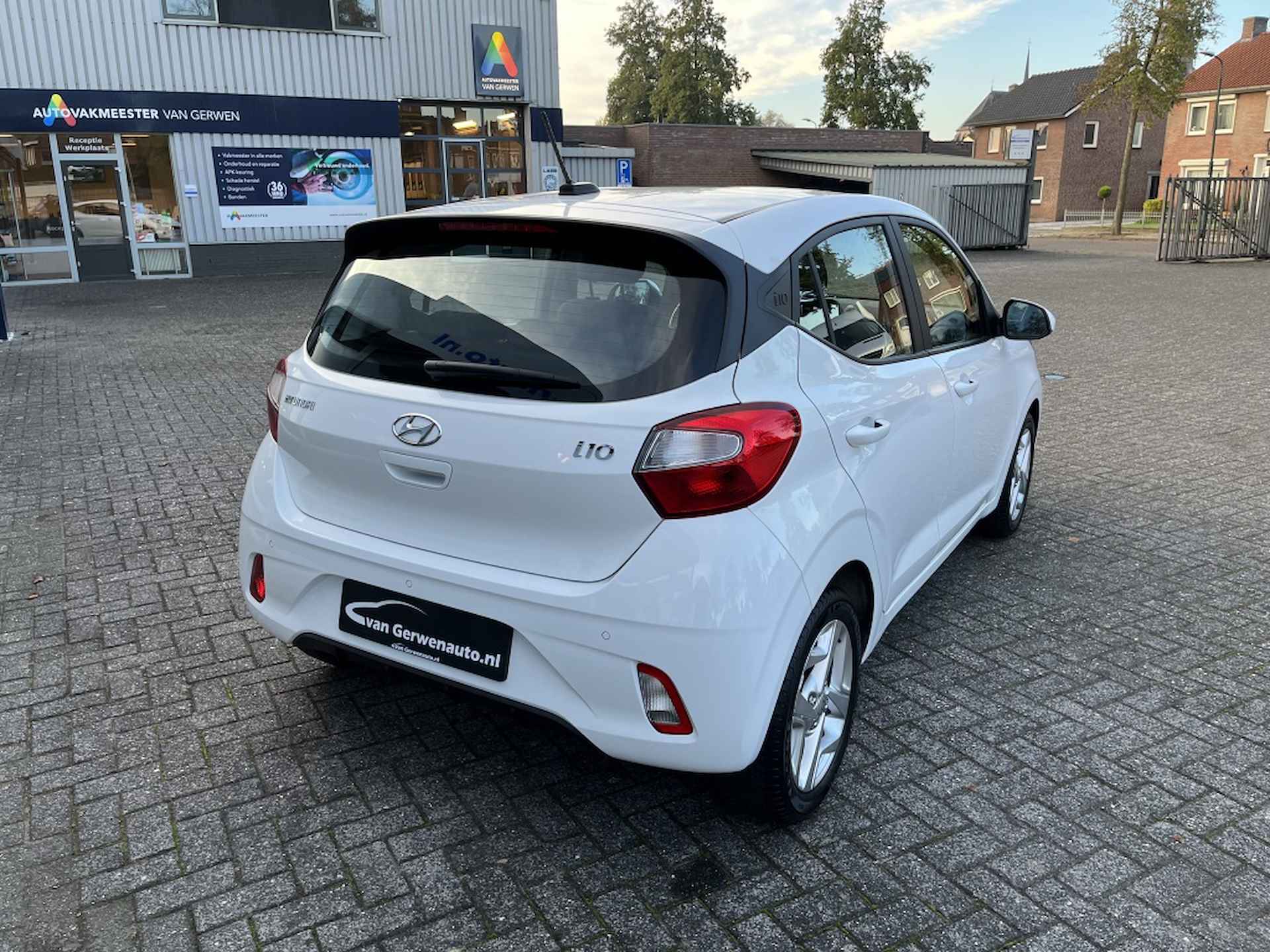 Hyundai i10 1.0 Comfort 5-zits | Airco | Apple Carplay navi - 3/18