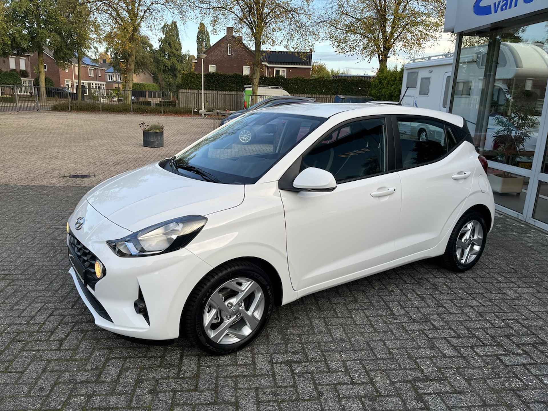 Hyundai i10 1.0 Comfort 5-zits | Airco | Apple Carplay navi - 6/18