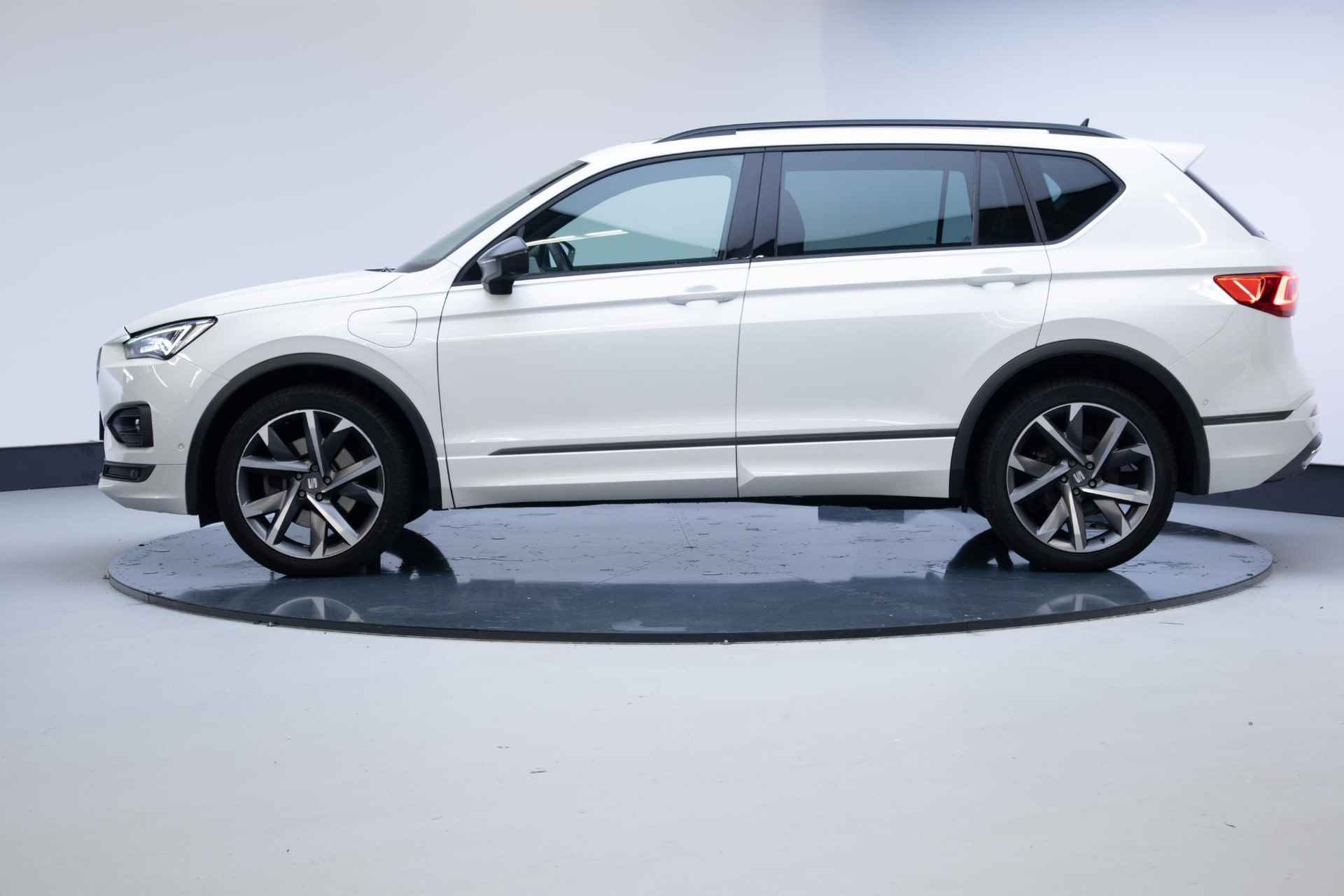 SEAT Tarraco 1.4 TSI e-Hybrid PHEV FR | Panoramadak | 20 Inch | Safe & Driving XL | - 21/28