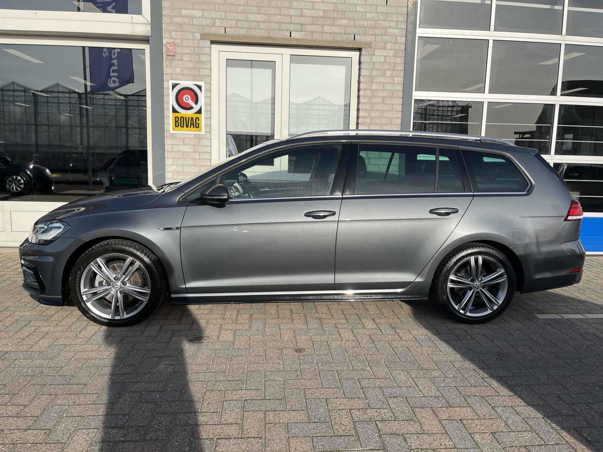 Volkswagen GOLF Variant 1.5 TSI R-Line / AUTOMAAT/ 2X R-LINE/ TREKHAAK/ DIGITAL DASH/ ACC/ DAB/ NAVI/ APP-CONNECT/ PARK. SENSOREN + CAMERA/ CLIMA/ STOELVERWARMING - 3/39