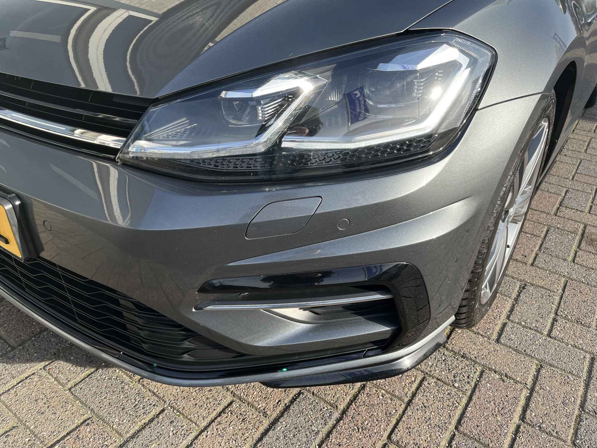 Volkswagen GOLF Variant 1.5 TSI R-Line / AUTOMAAT/ 2X R-LINE/ TREKHAAK/ DIGITAL DASH/ ACC/ DAB/ NAVI/ APP-CONNECT/ PARK. SENSOREN + CAMERA/ CLIMA/ STOELVERWARMING - 37/39