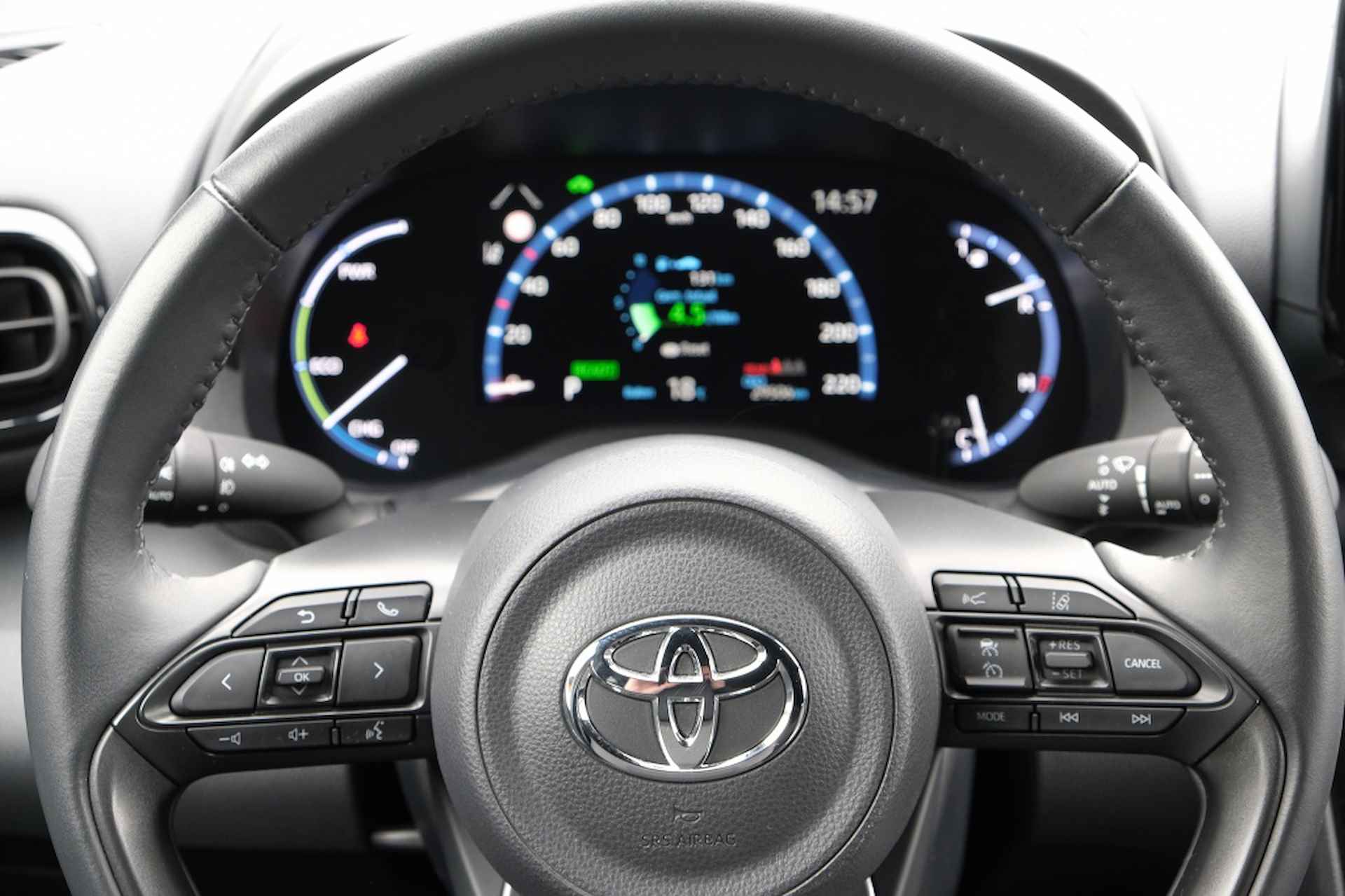 Toyota Yaris Cross 1.5 Hybrid 115PK First Edition Automaat | Dynamic | Realtime Nav - 11/39