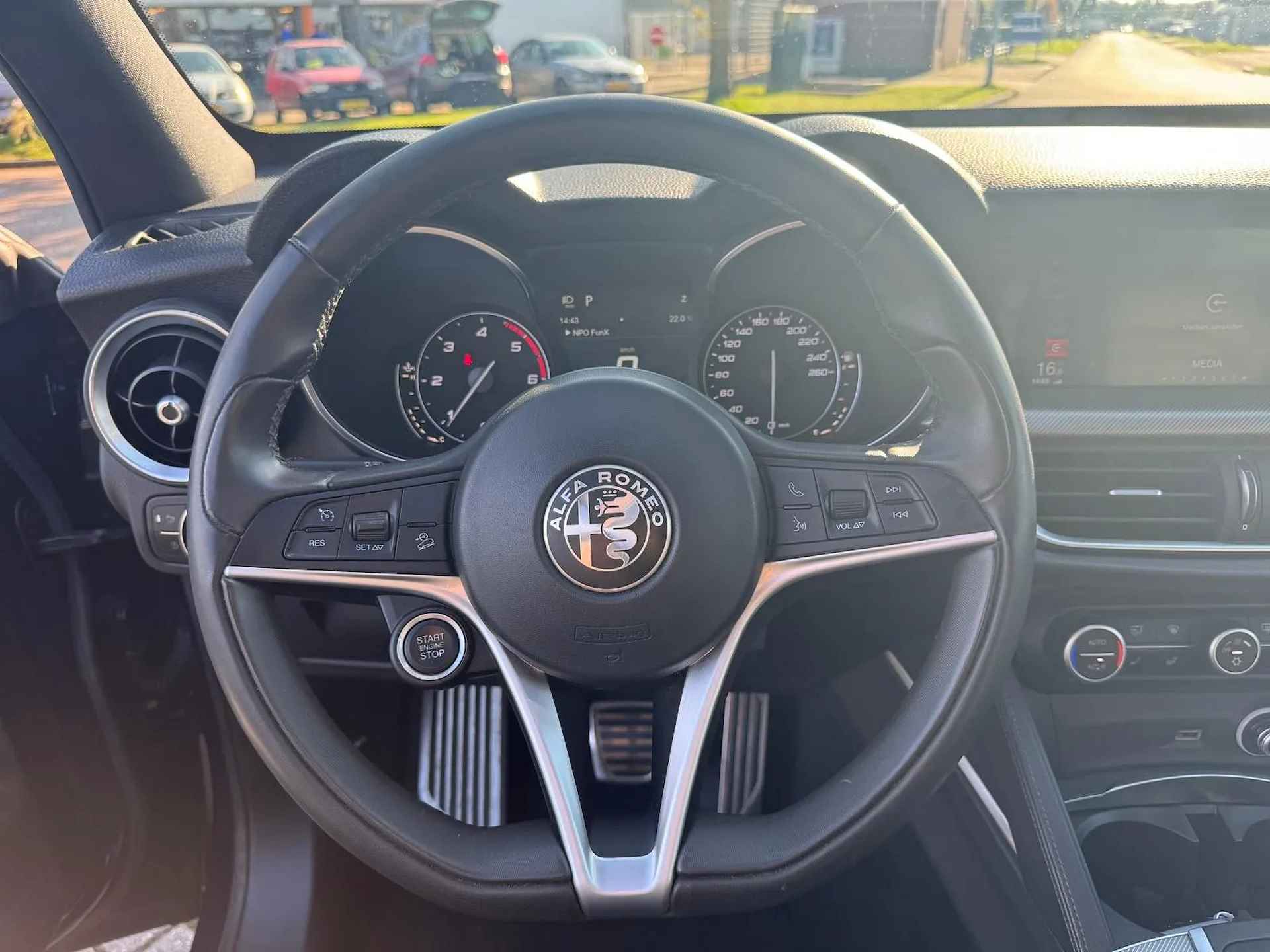 Alfa Romeo Stelvio 2.2d Super|Pano|Veloce|Camera|Memory|DAB+ - 11/33