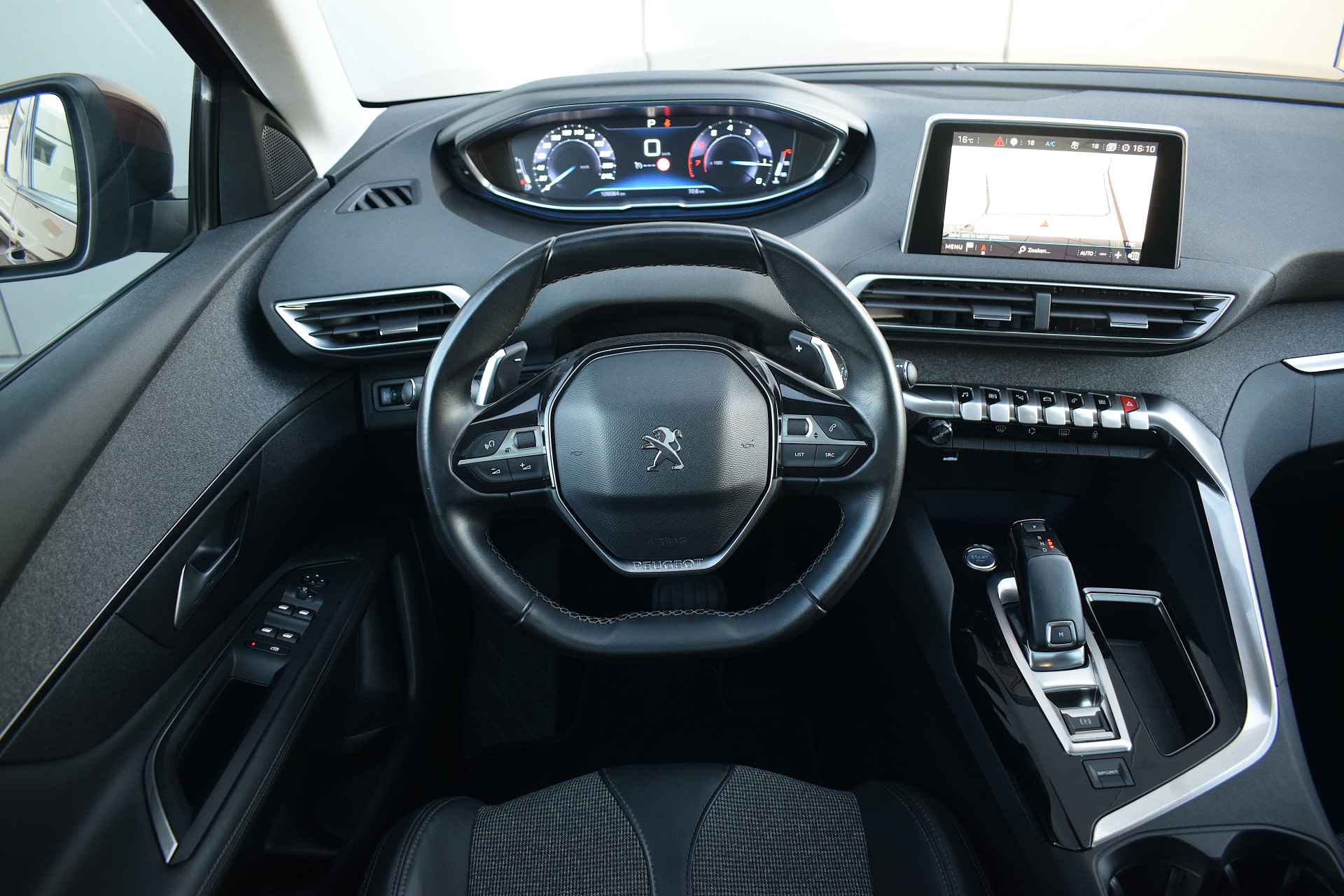 Peugeot 3008 1.2 PureTech Première | Automaat | Trekhaak | Pano | Apple CarPlay - 19/32