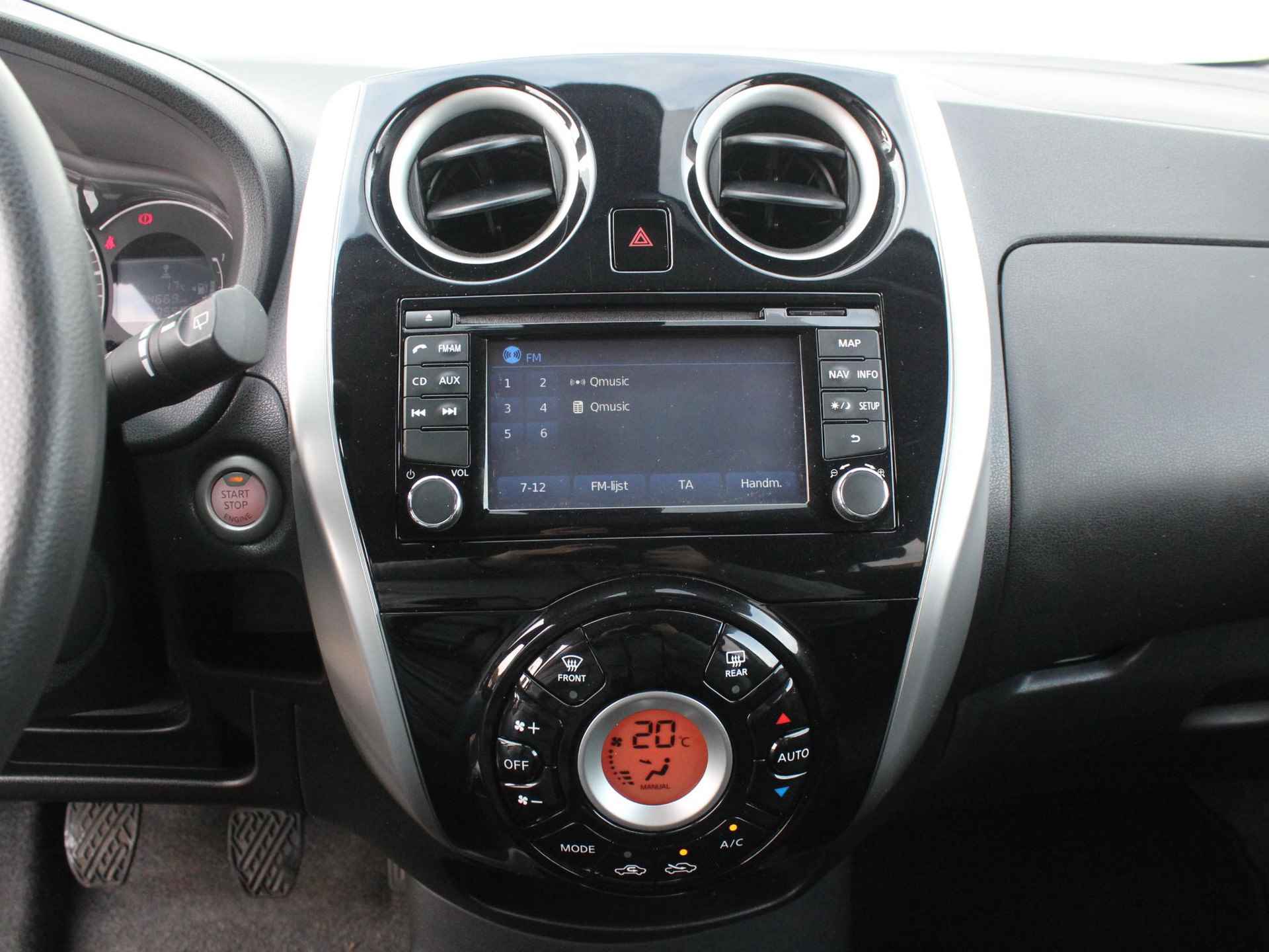 Nissan Note 1.2 Connect Edition / Eerste Eigenaar / Trekhaak / Navigatie / Climate Control / Cruise Control / - 25/38