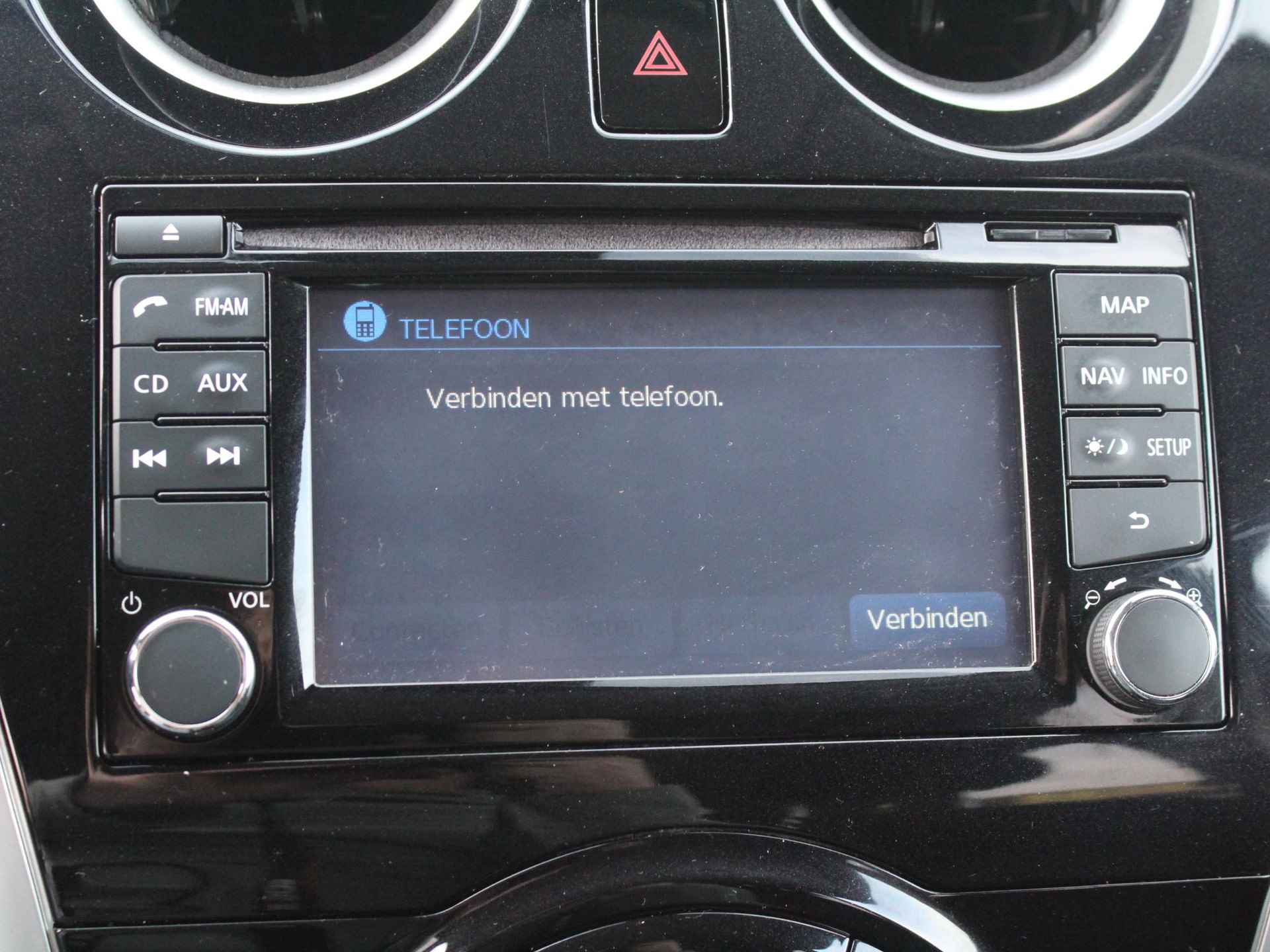 Nissan Note 1.2 Connect Edition / Eerste Eigenaar / Trekhaak / Navigatie / Climate Control / Cruise Control / - 26/38