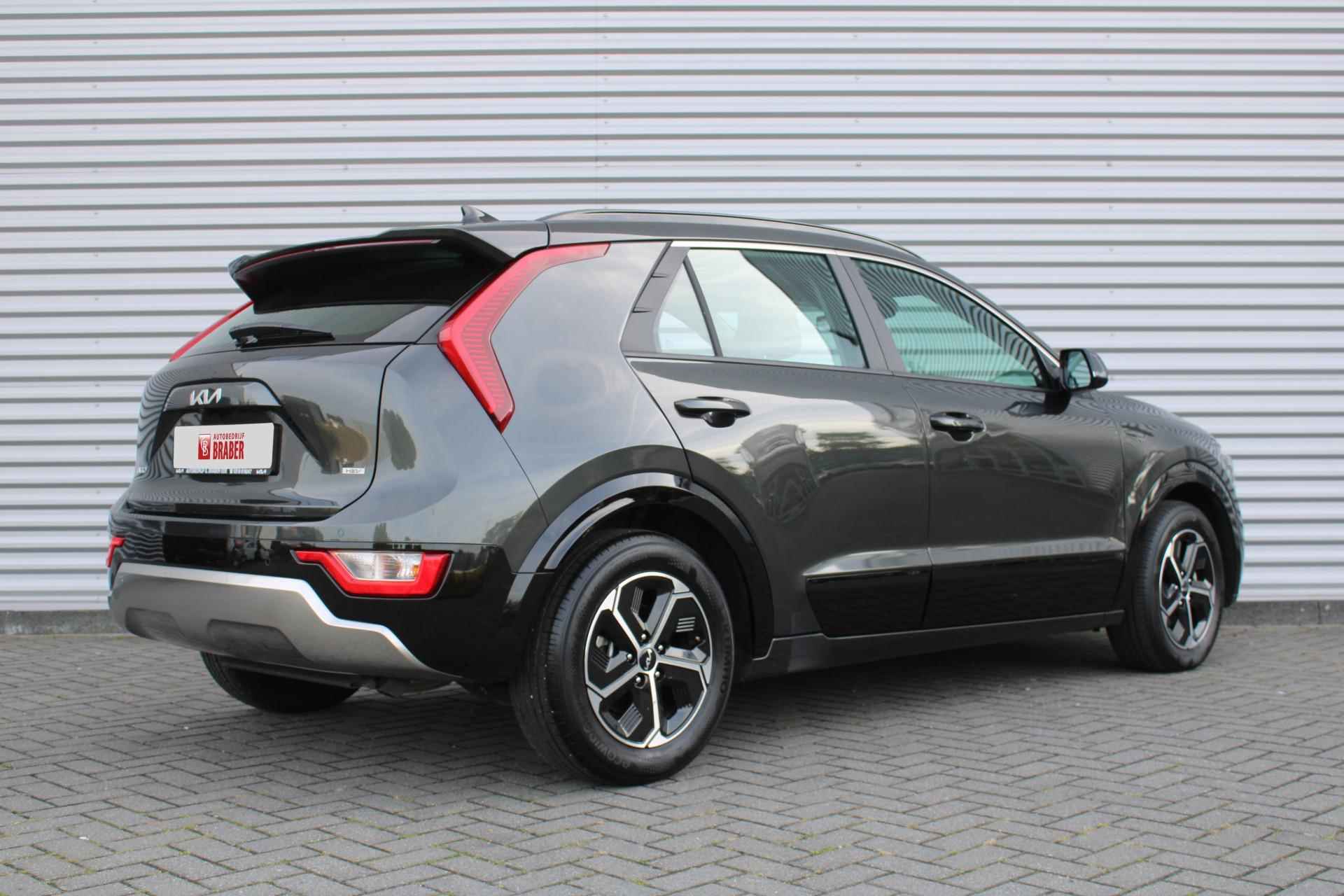 Kia Niro 1.6 GDi Hybrid DynamicLine | Nieuw | Automaat | Navi | Clima | Keyless | - 3/6