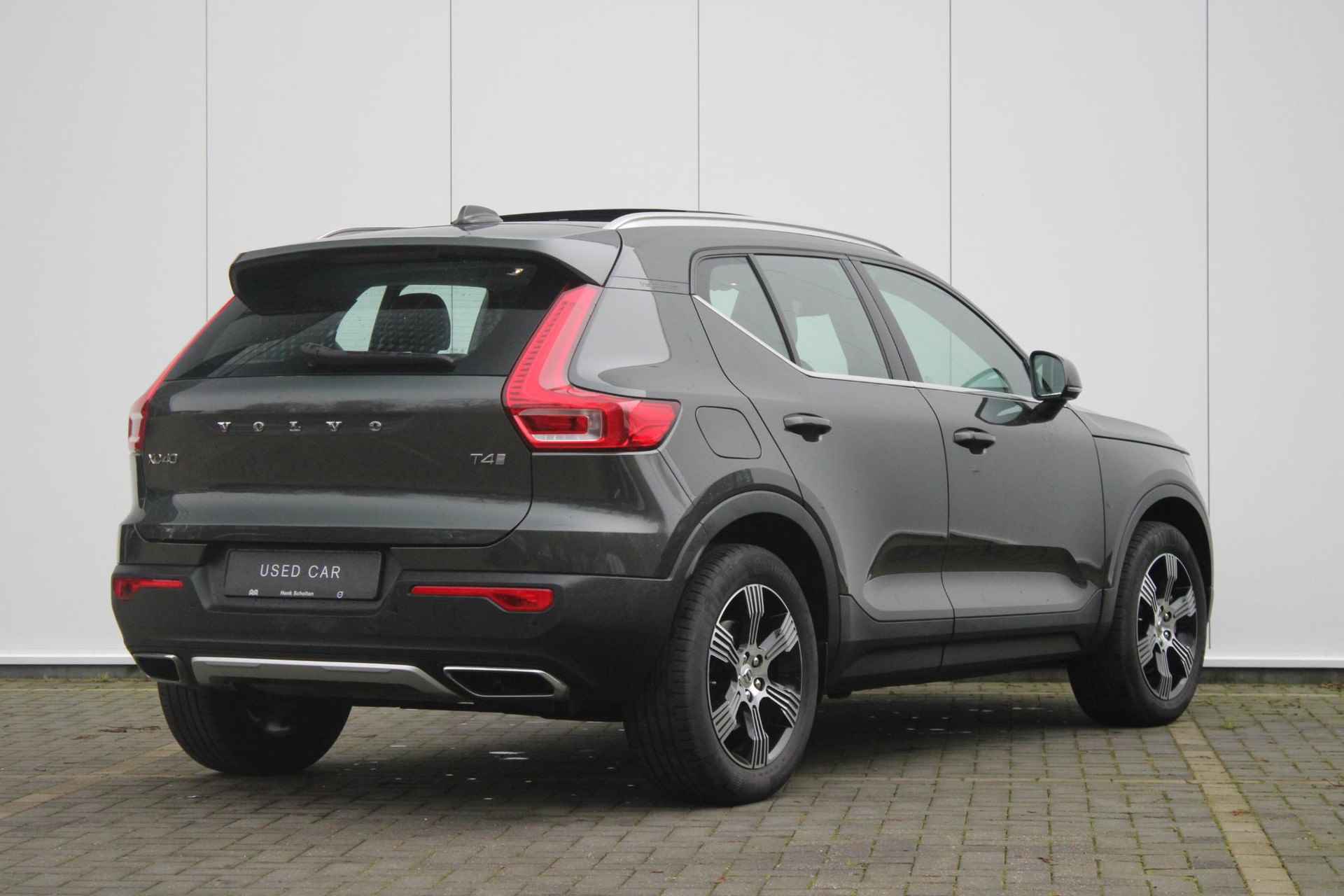 Volvo XC40 T4 190PK AUT8 Inscription, Panoramisch Schuif-kanteldak, Lederen Bekleding incl. Stoelverwarming, Park Assist voor & achter incl. Camera, Power Seats incl. Memory, Semi Elektr. Trekhaak, Cruise Control, Lane Assist, Climate Control, Elektrische Achterklep, DAB Radio, - 17/44