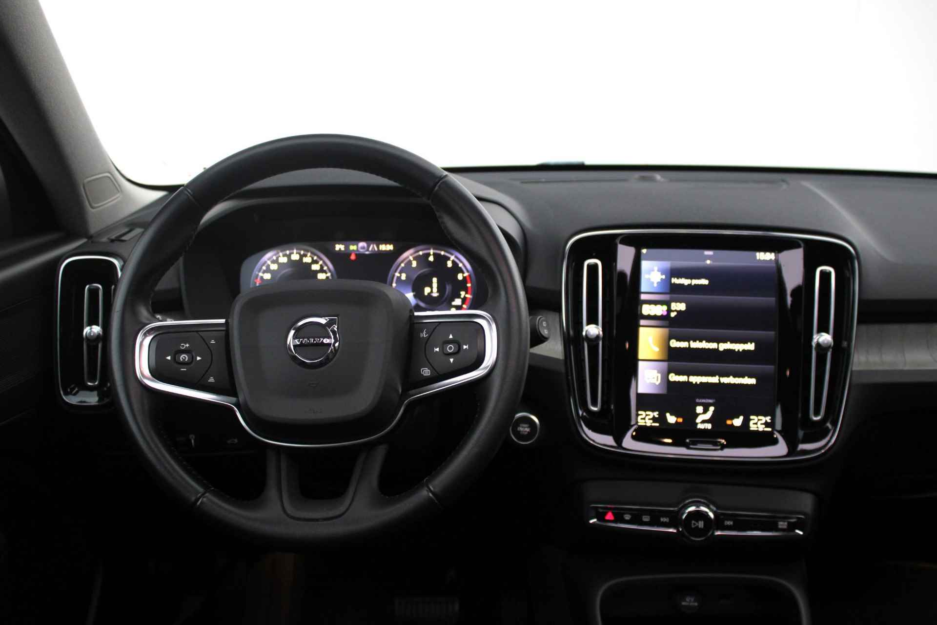 Volvo XC40 T4 190PK AUT8 Inscription, Panoramisch Schuif-kanteldak, Lederen Bekleding incl. Stoelverwarming, Park Assist voor & achter incl. Camera, Power Seats incl. Memory, Semi Elektr. Trekhaak, Cruise Control, Lane Assist, Climate Control, Elektrische Achterklep, DAB Radio, - 26/44