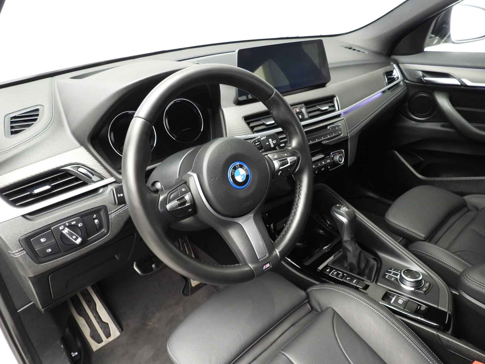 BMW X2 xDrive25e M-Sportpakket / LED / Leder / HUD / Stoelverwarming / DAB / Hifi speakers / Alu 19 inch - 7/39