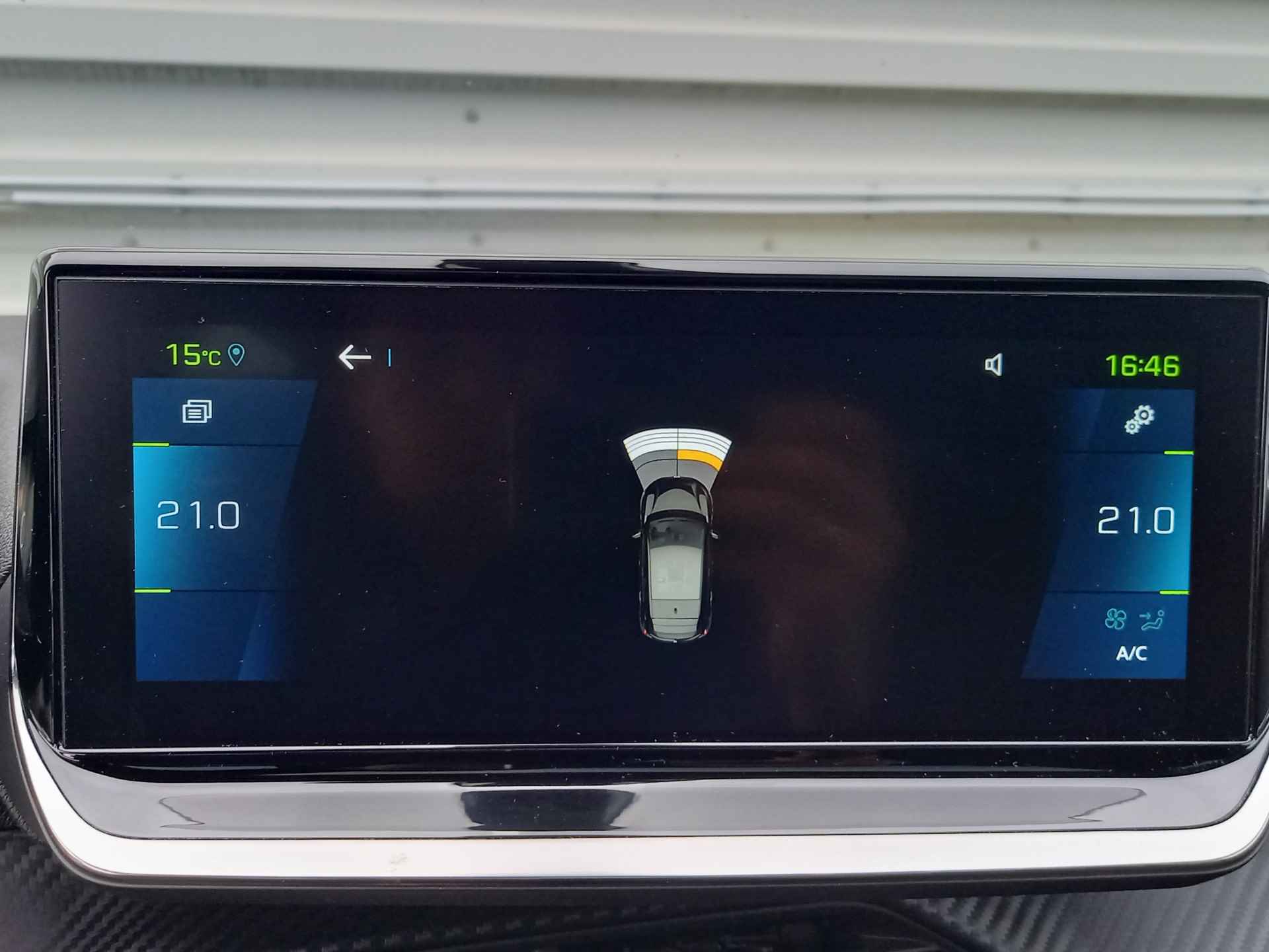 Peugeot e-208 EV GT Pack 50 kWh | Panoramdak | Camera | Climate Control - 43/50