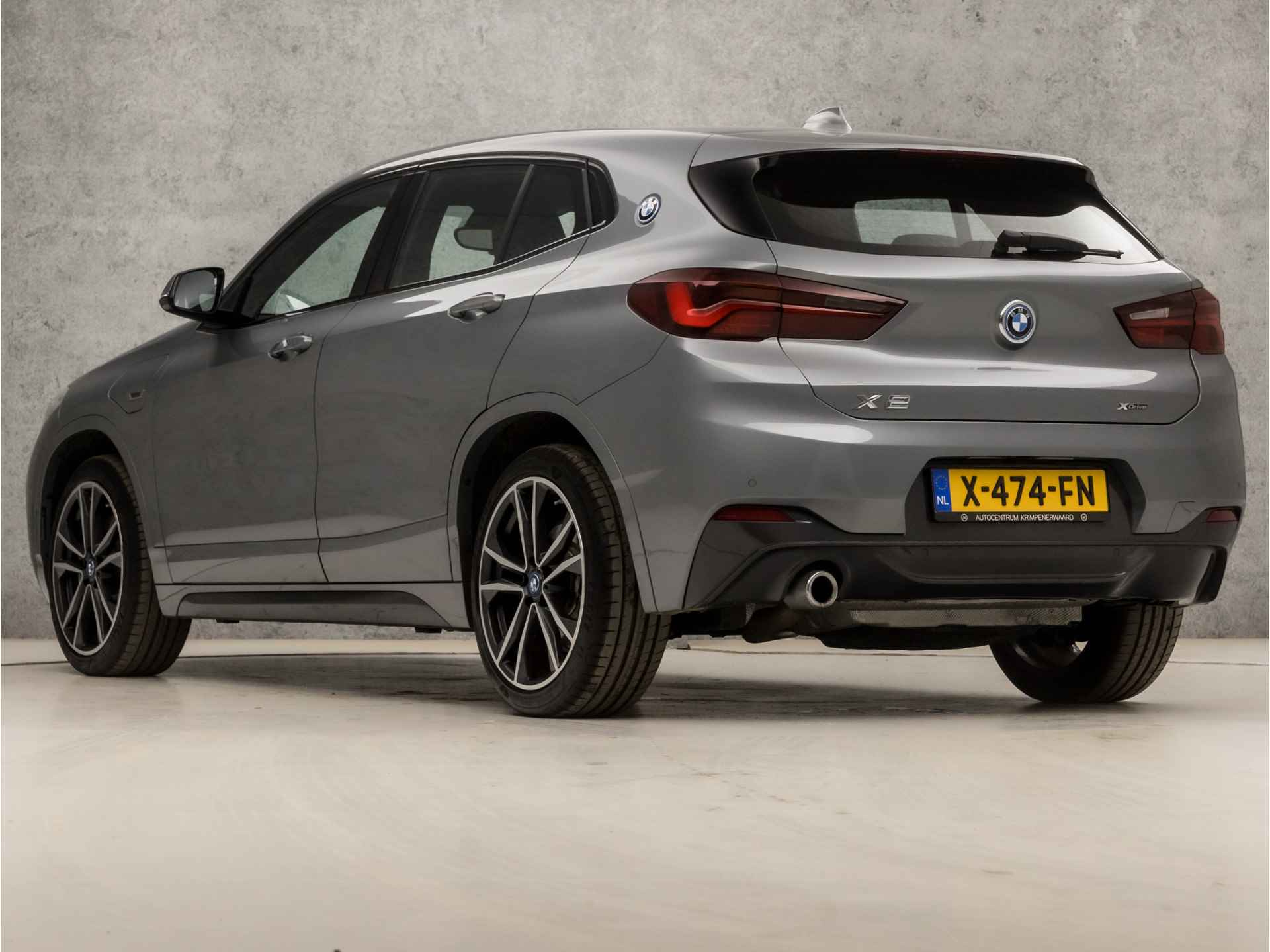 BMW X2 xDrive25e High Executive M Sport 221Pk Automaat (GROOT NAVI, M PAKKET, STOELVERWARMING, LEDER, ELEK ACHTERKLEP, DIGITAL COCKPIT, SPORTSTOELEN, DAB+, CRUISE, NIEUWSTAAT) - 3/42