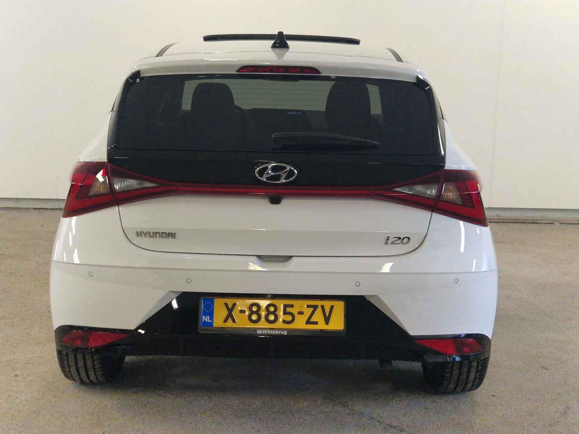 Hyundai i20 1.0 T-GDI Premium Sky Zeer complete automaat met panorama dak! Direct Leverbaar! - 4/43