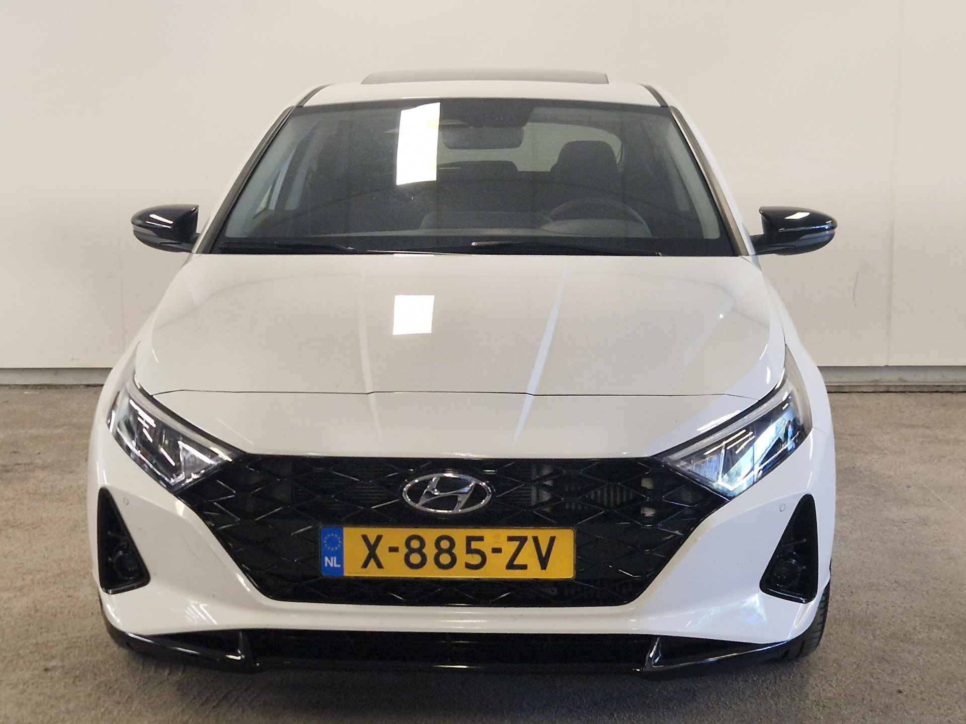 Hyundai i20 1.0 T-GDI Premium Sky Zeer complete automaat met panorama dak! Direct Leverbaar! - 10/43