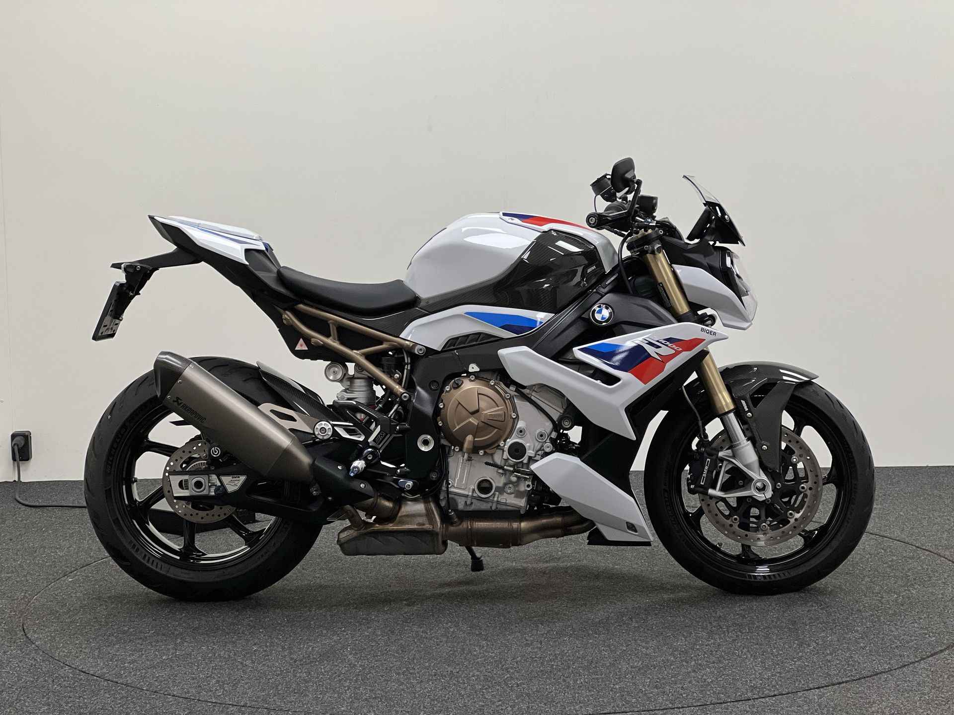 BMW S 1000 R M-pakket en M style pakket,Carbon pakket zeer compleet ! - 2/17