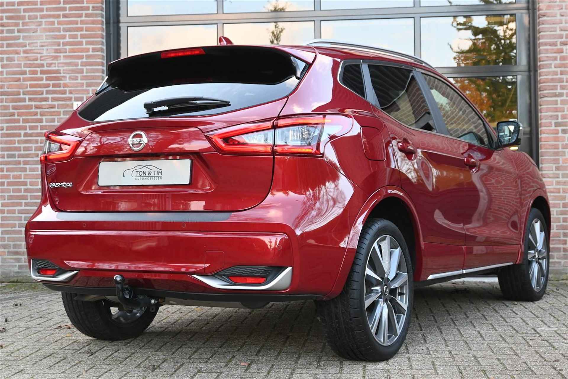 Nissan Qashqai 1.3 DIG-T Tekna + Pano 360° ProPilot Trekhaak Leder '19 - 7/51