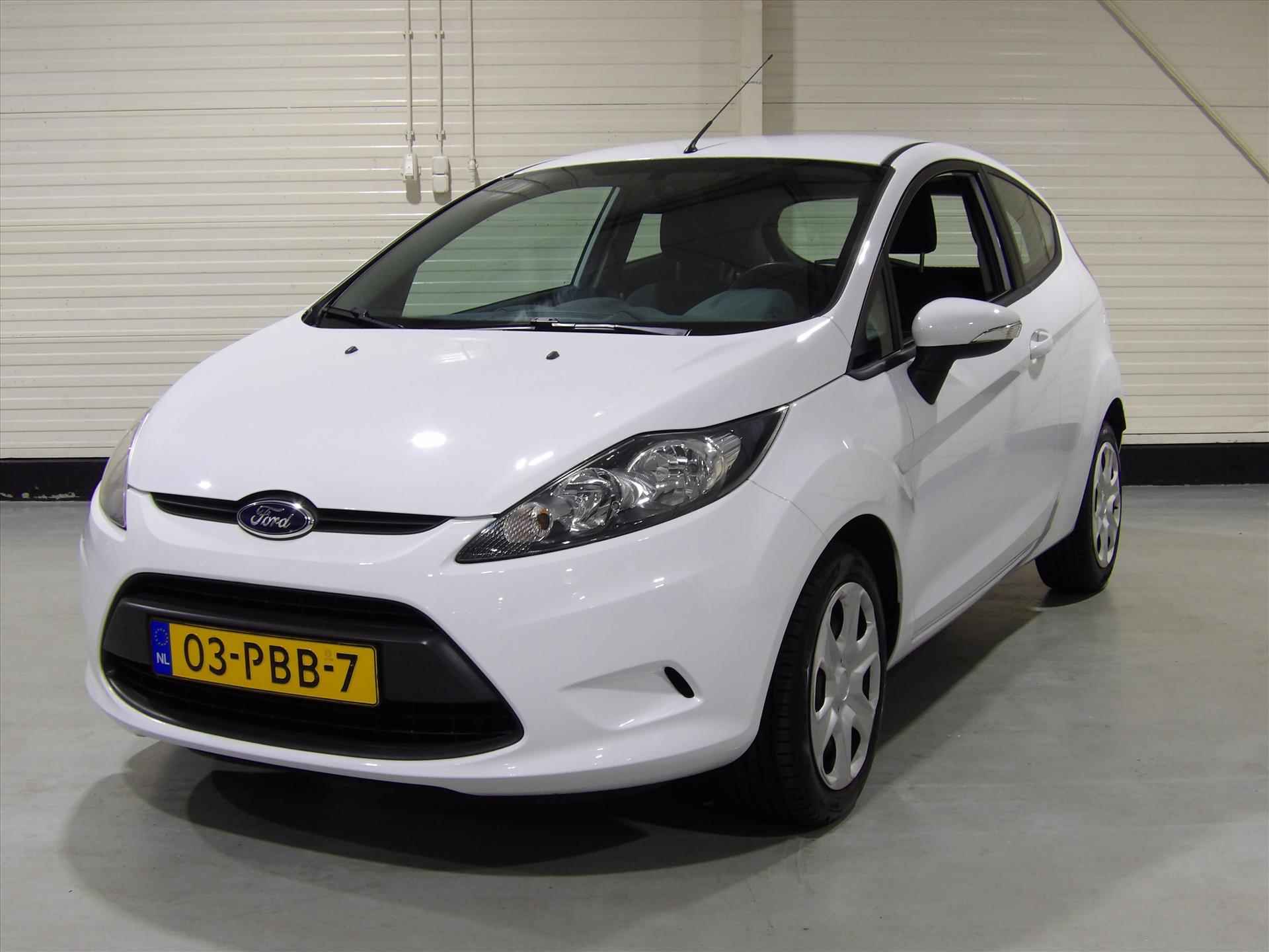 FORD Fiesta 1.25 60pk 3D Limited - 3/26