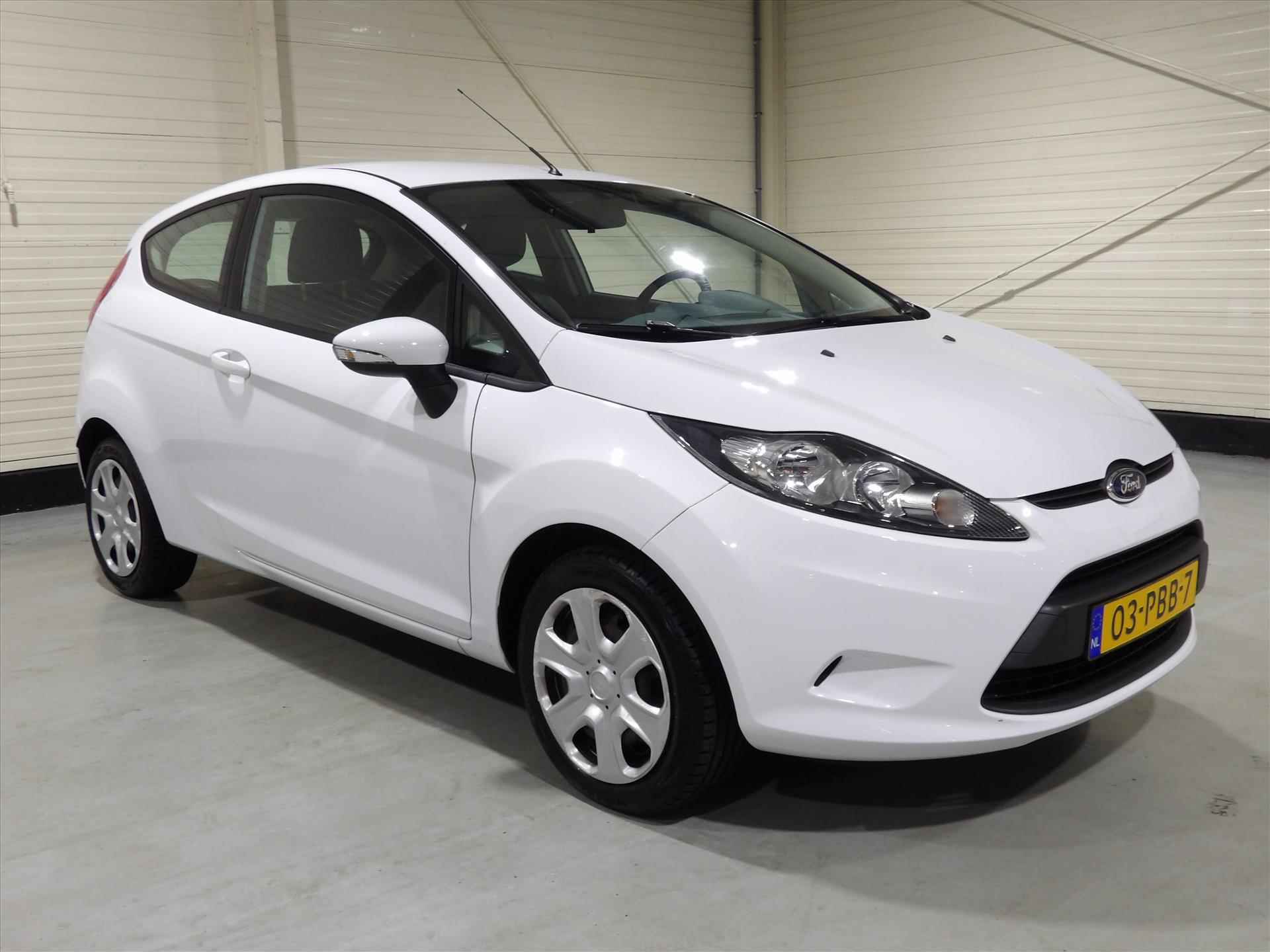 FORD Fiesta 1.25 60pk 3D Limited - 10/26