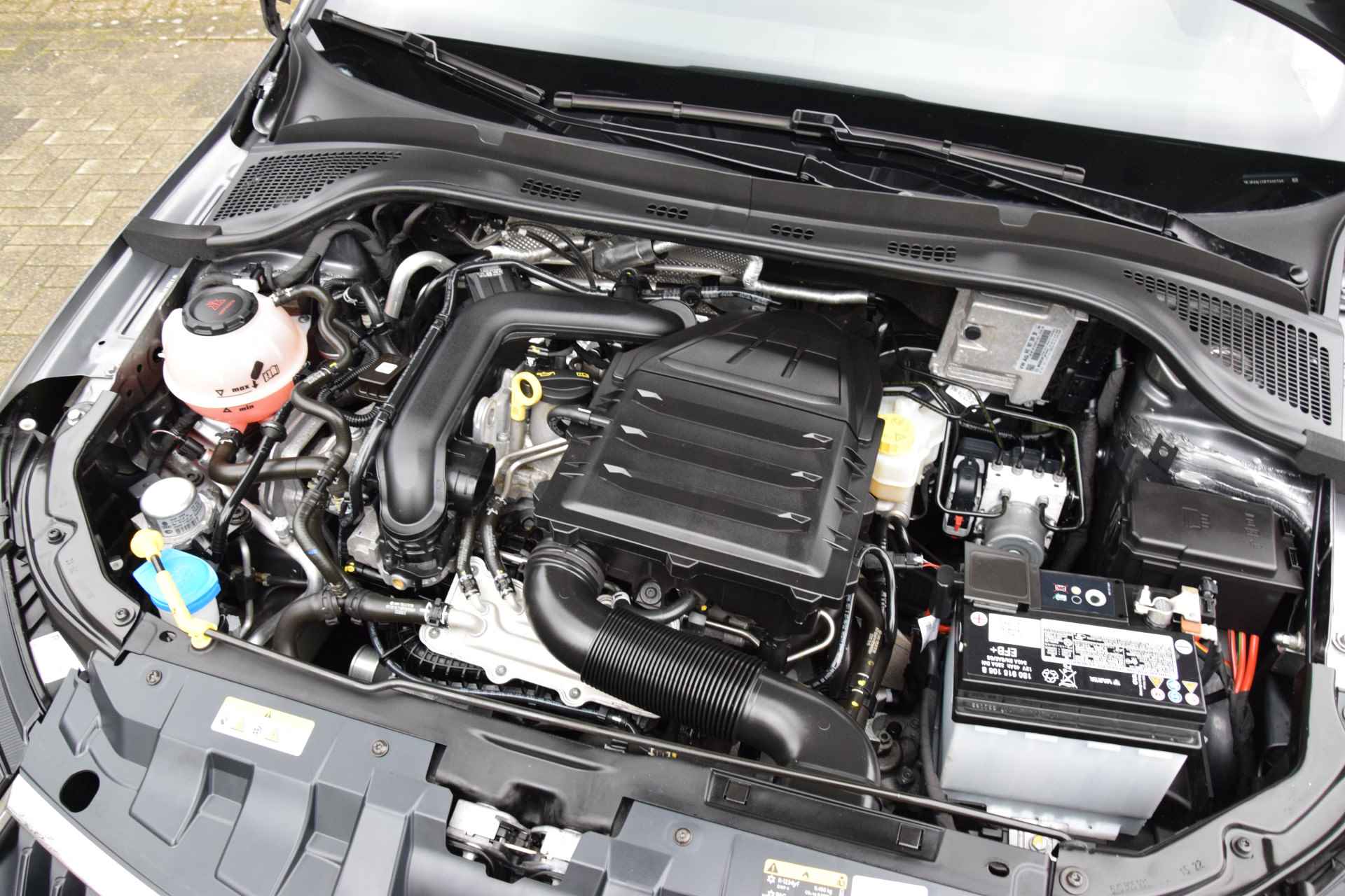 Škoda Fabia Combi 1.0 TSI Ambition | NL-Auto | BOVAG Garantie | DAB Digitale Radio | Navigatie-pakket | Parkeersensoren | Apple Carplay | Cruise Control | LED Dagrijverlichting | - 13/35