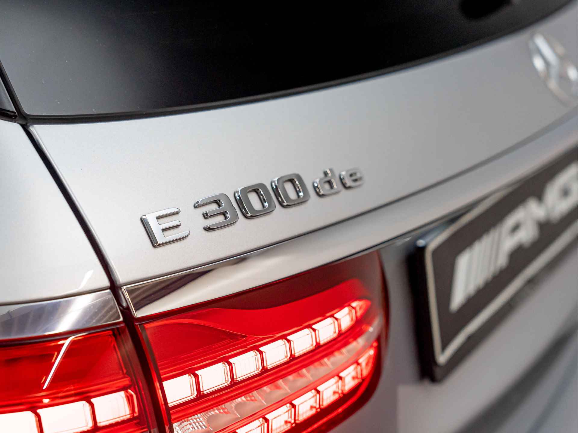 Mercedes-Benz E-Klasse Estate E 300 de AMG Line | NIGHT | Premium Plus | Zeer compleet - 28/43