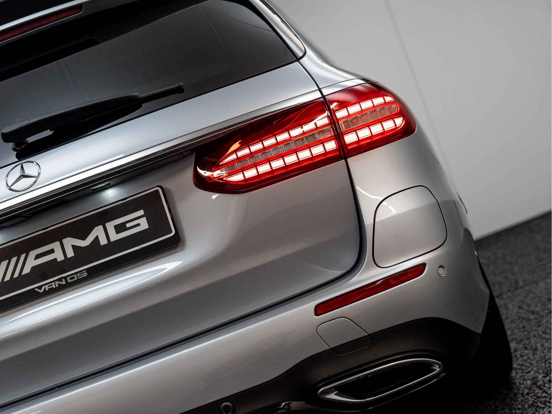 Mercedes-Benz E-Klasse Estate E 300 de AMG Line | NIGHT | Premium Plus | Zeer compleet - 32/43