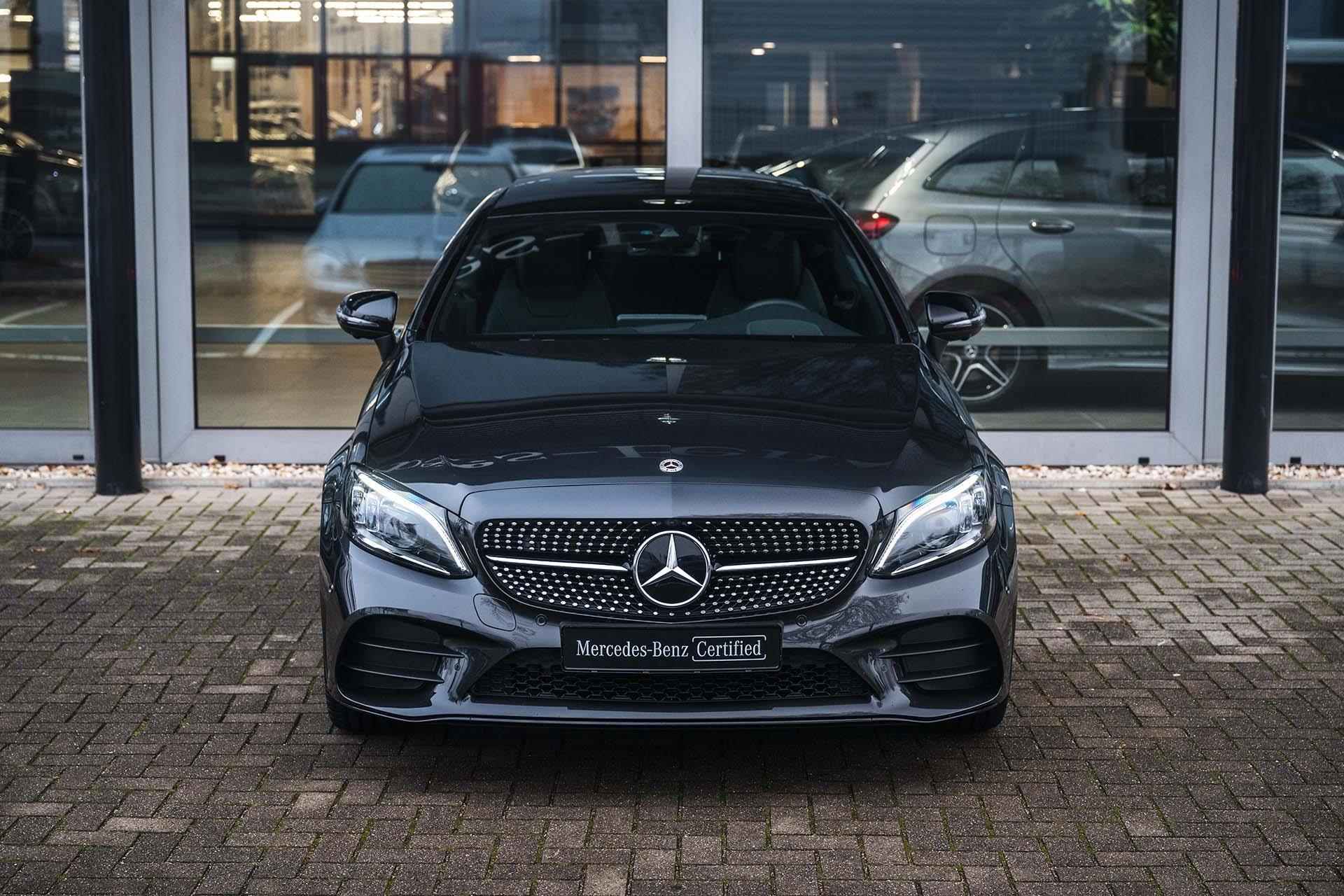 Mercedes-Benz C-klasse 200 Coupé AMG Night Premium Plus | Panoramadak | Burmester sound | 360° Camera | Apple CarPlay | Keyless | Head Up display | - 3/32