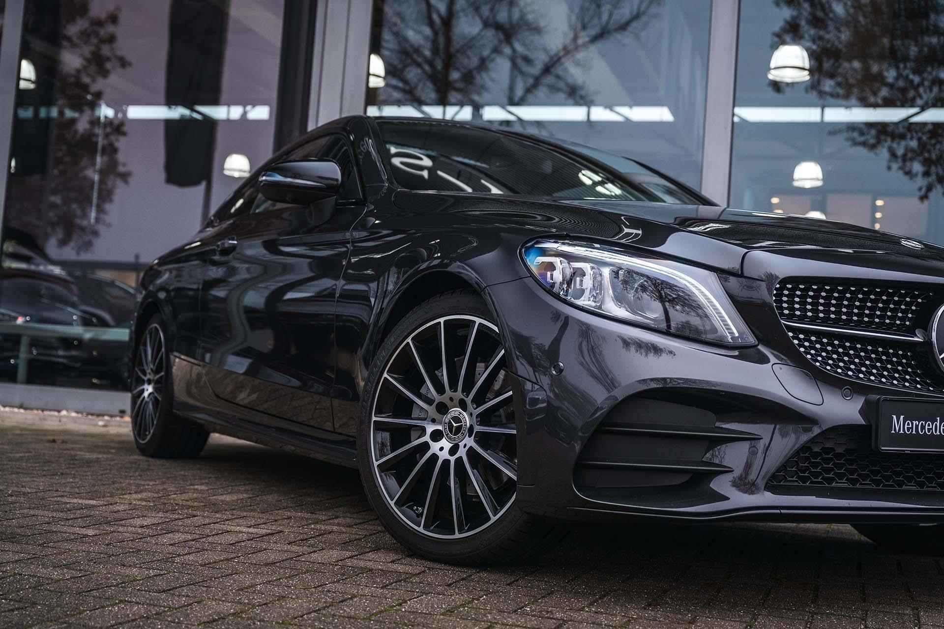 Mercedes-Benz C-klasse 200 Coupé AMG Night Premium Plus | Panoramadak | Burmester sound | 360° Camera | Apple CarPlay | Keyless | Head Up display | - 10/32