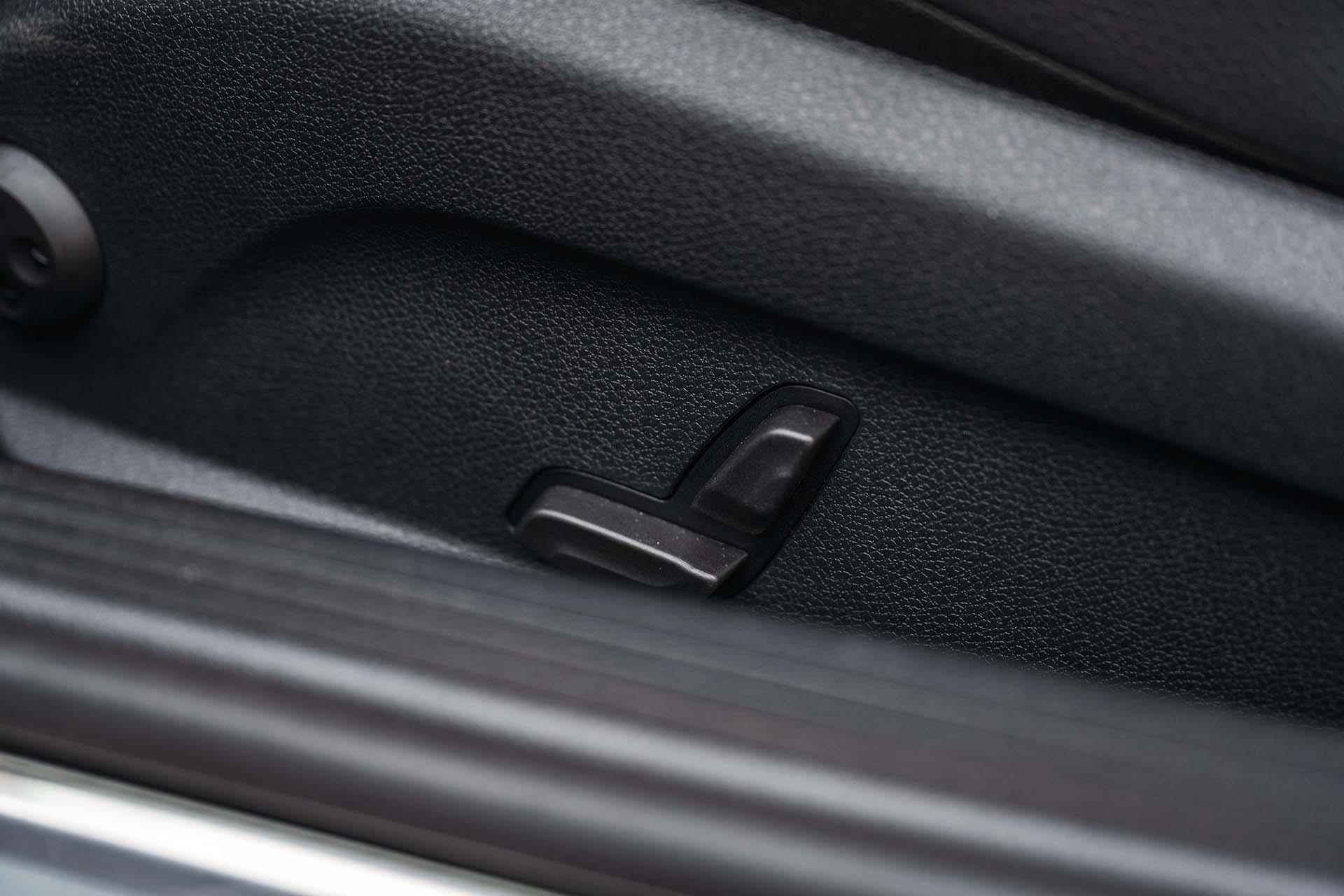 Mercedes-Benz C-klasse 200 Coupé AMG Night Premium Plus | Panoramadak | Burmester sound | 360° Camera | Apple CarPlay | Keyless | Head Up display | - 29/32