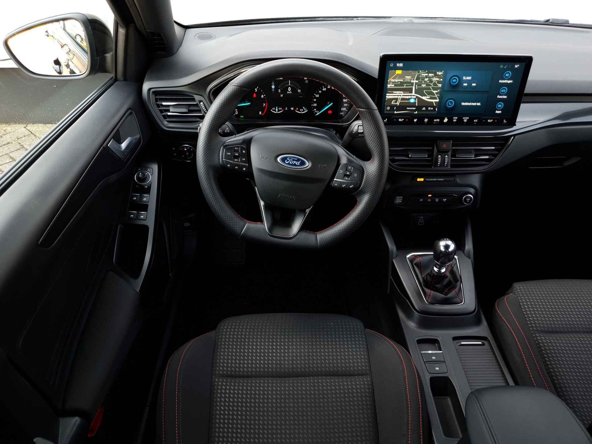 Ford Focus Wagon 1.0 Hybrid ST-Line | Achteruitrijcamera | Winter Pack | Cruise Control | Parkeersensoren - 29/35