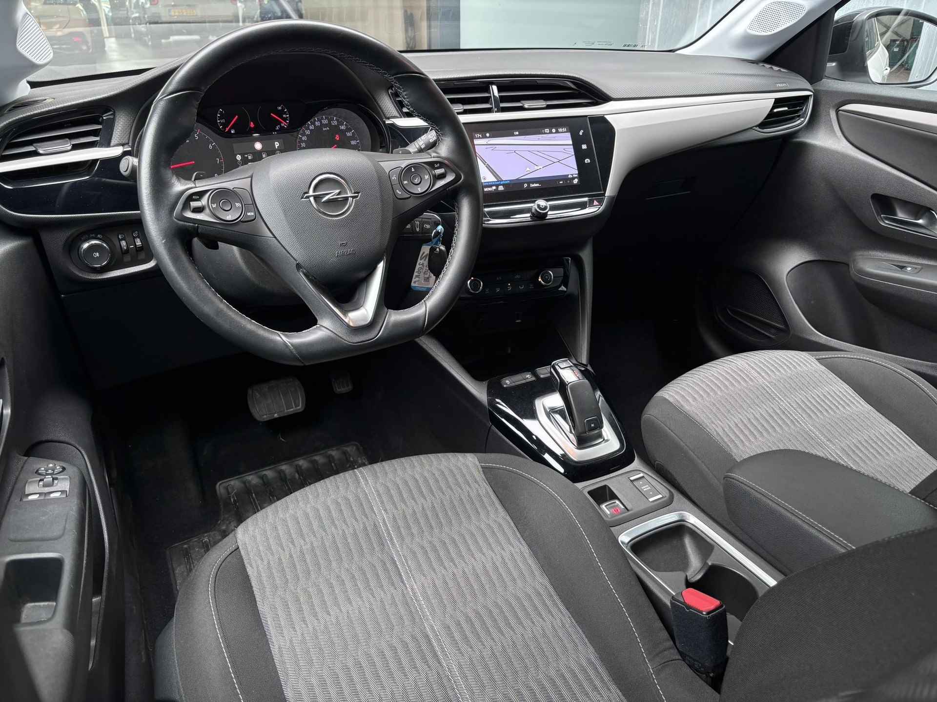 Opel Corsa 1.2 Turbo Edition Automaat |FULL LED KOPLAMPEN|NAVI PRO 7"|PARKEERSENSOREN|ARMSTEUN|LEDER STUURWIEL|ISOFIX|APPLE CARPLAY|ANDROID AUTO| - 14/51