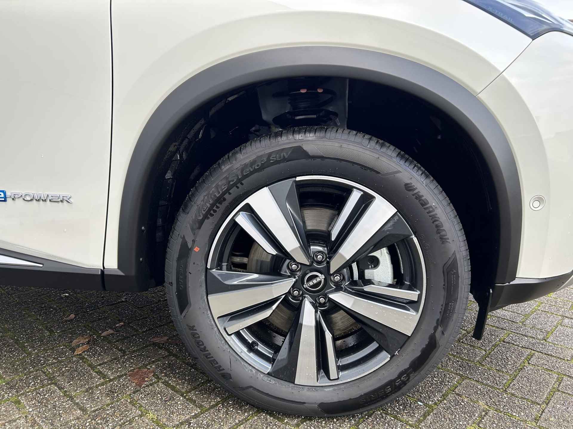 Nissan X-Trail 1.5 e-Power Tekna / Elektrisch Schuif-/Kanteldak / Lederen Bekleding / Navigatie + Apple Carplay/Android Auto / Stoel- + Stuurverwarming / Climate Control / - 14/51