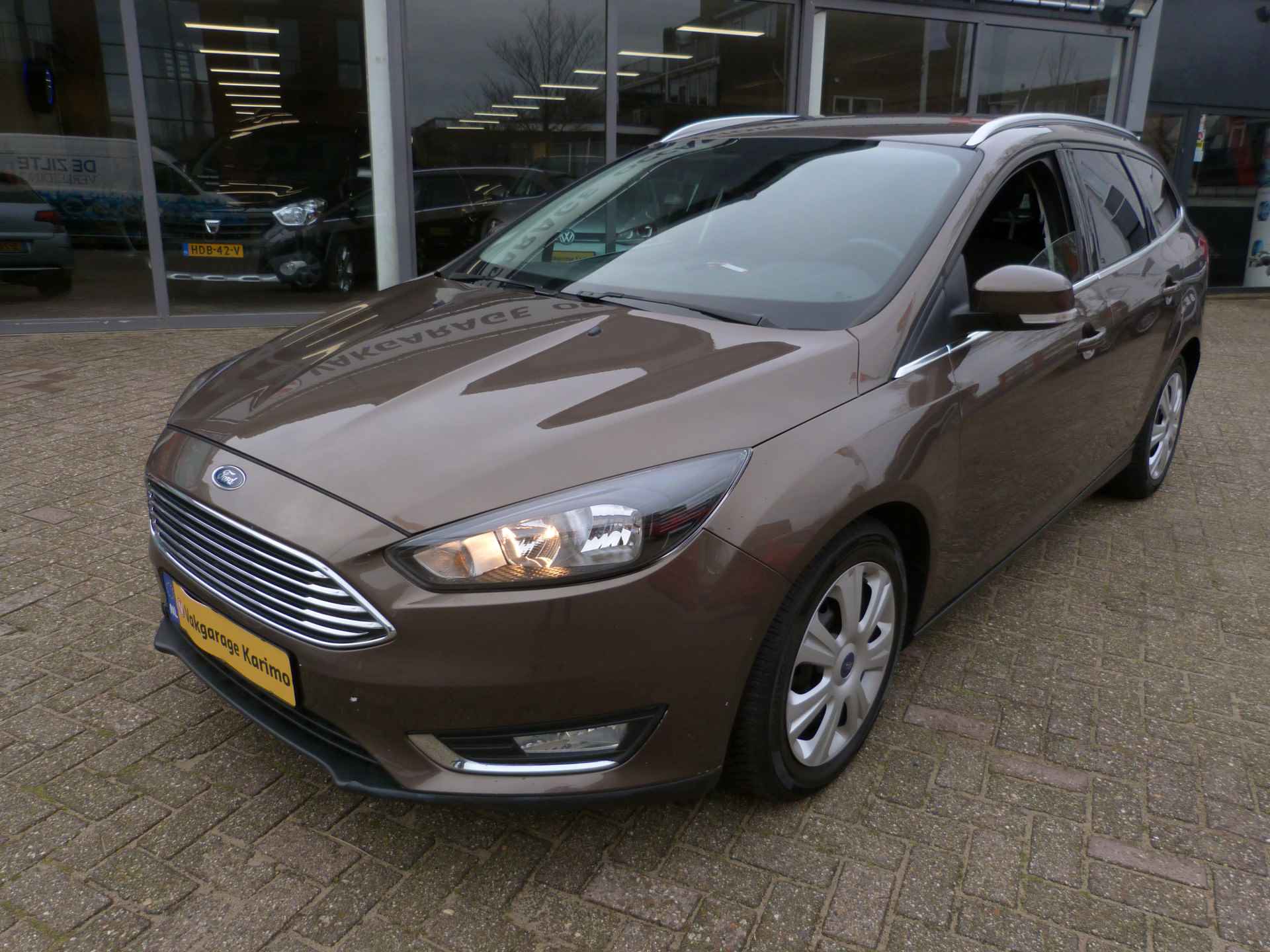 Ford FOCUS Wagon 1.0 Titanium - 3/19