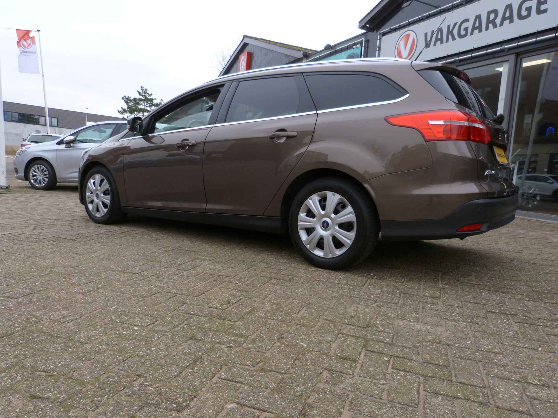 Ford FOCUS Wagon 1.0 Titanium - 9/19