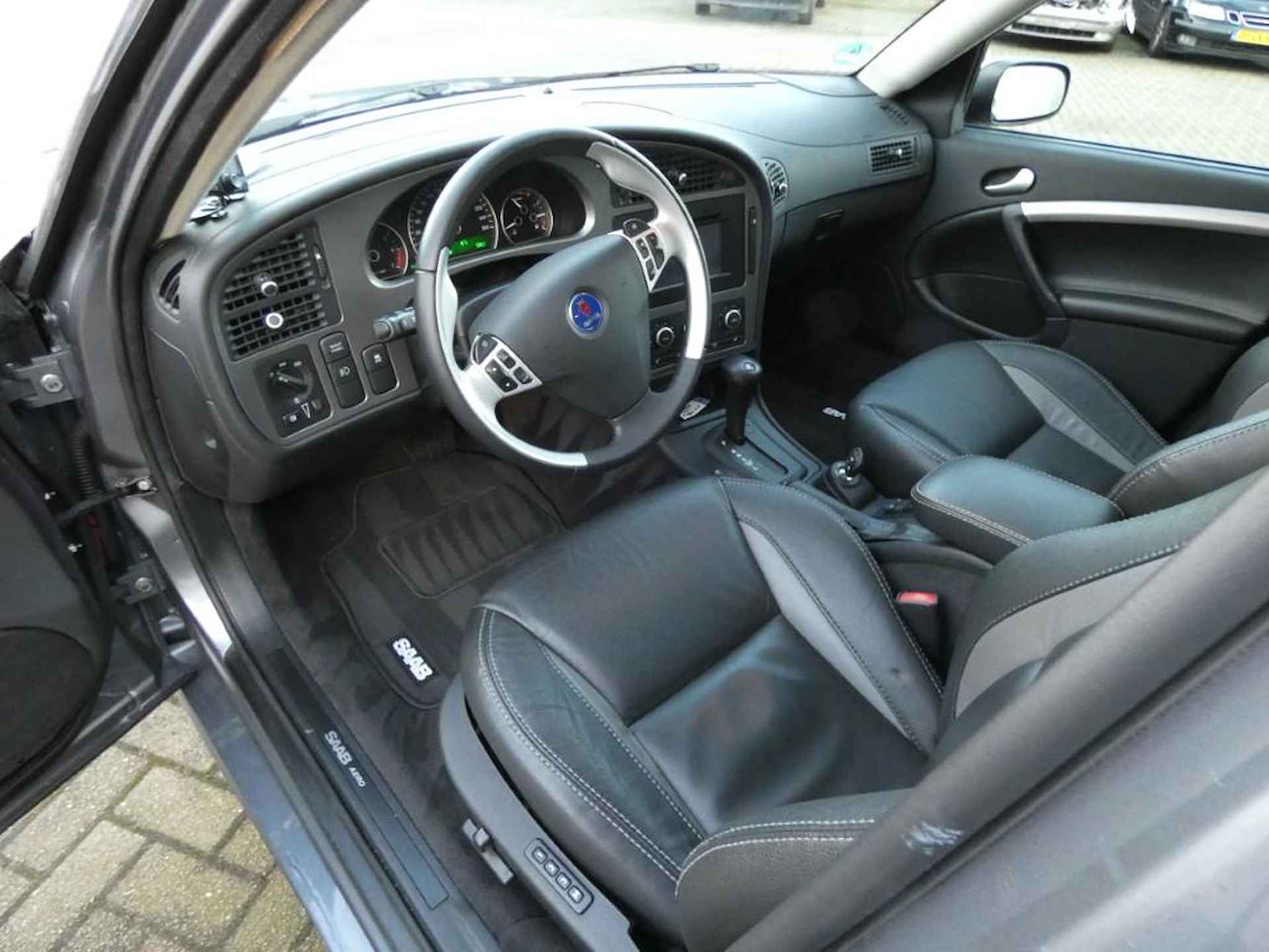 Saab 9-5 Estate 2.3 Turbo Aero Automaat 1 JAAR BOVAG GARANTIE - 8/25