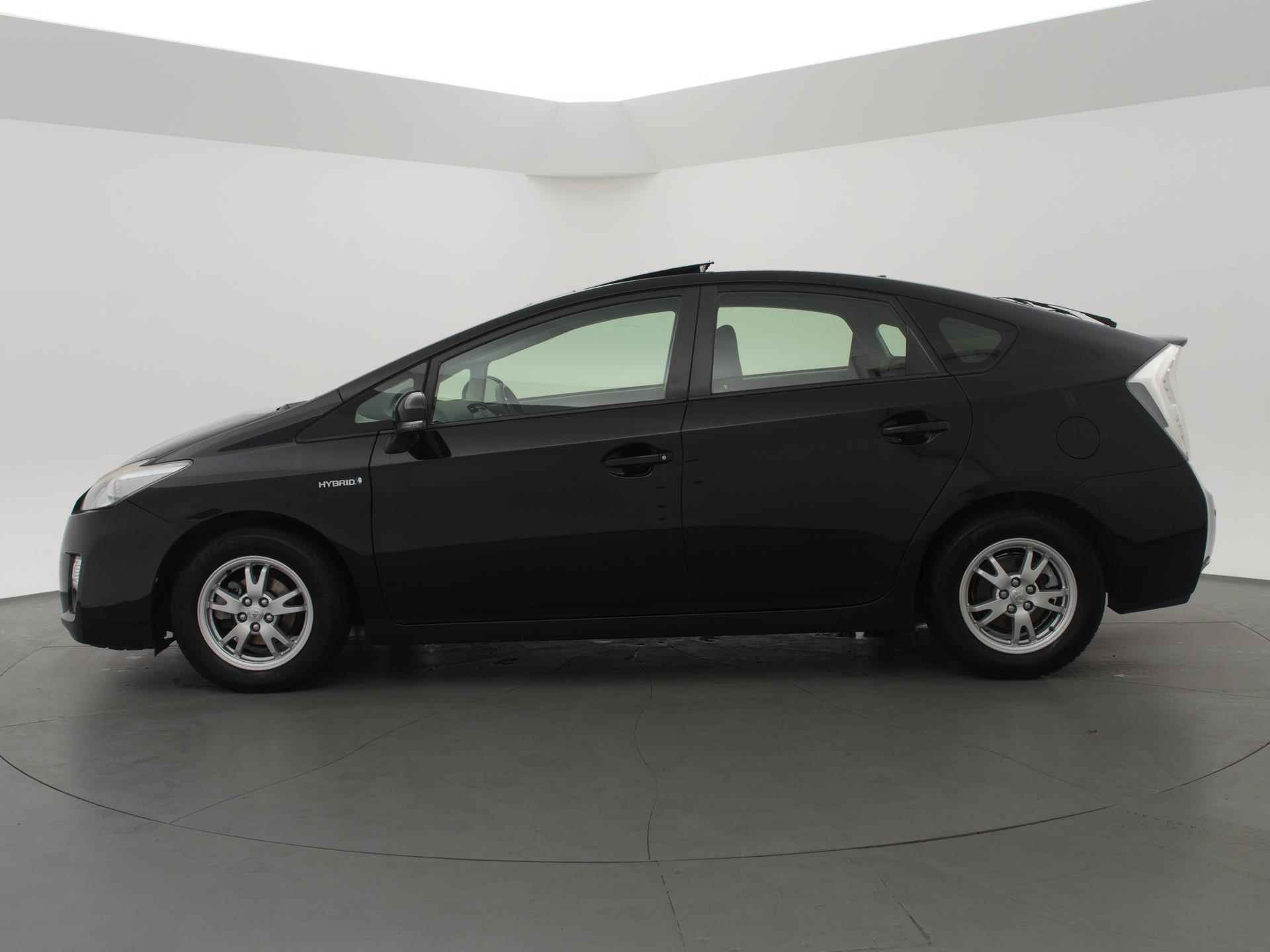 Toyota Prius 1.8 HYBRID AUT. SOLAR PANORAMA DAK *DEALER ONDERHOUDEN* - 7/27