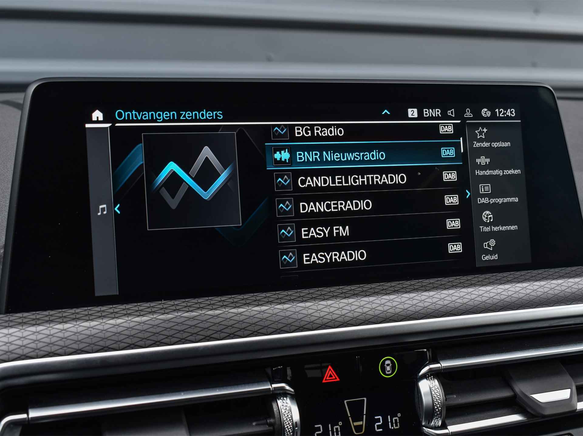 BMW X3 xDrive 30e | M-SPORT | COMFORT ACCESS | PANORAMADAK | BMW-LED | MEMORY SEATS | HIFI AUDIO | CAMERA | DAB+ | CARPLAY | 21 INCH WH - 20/42